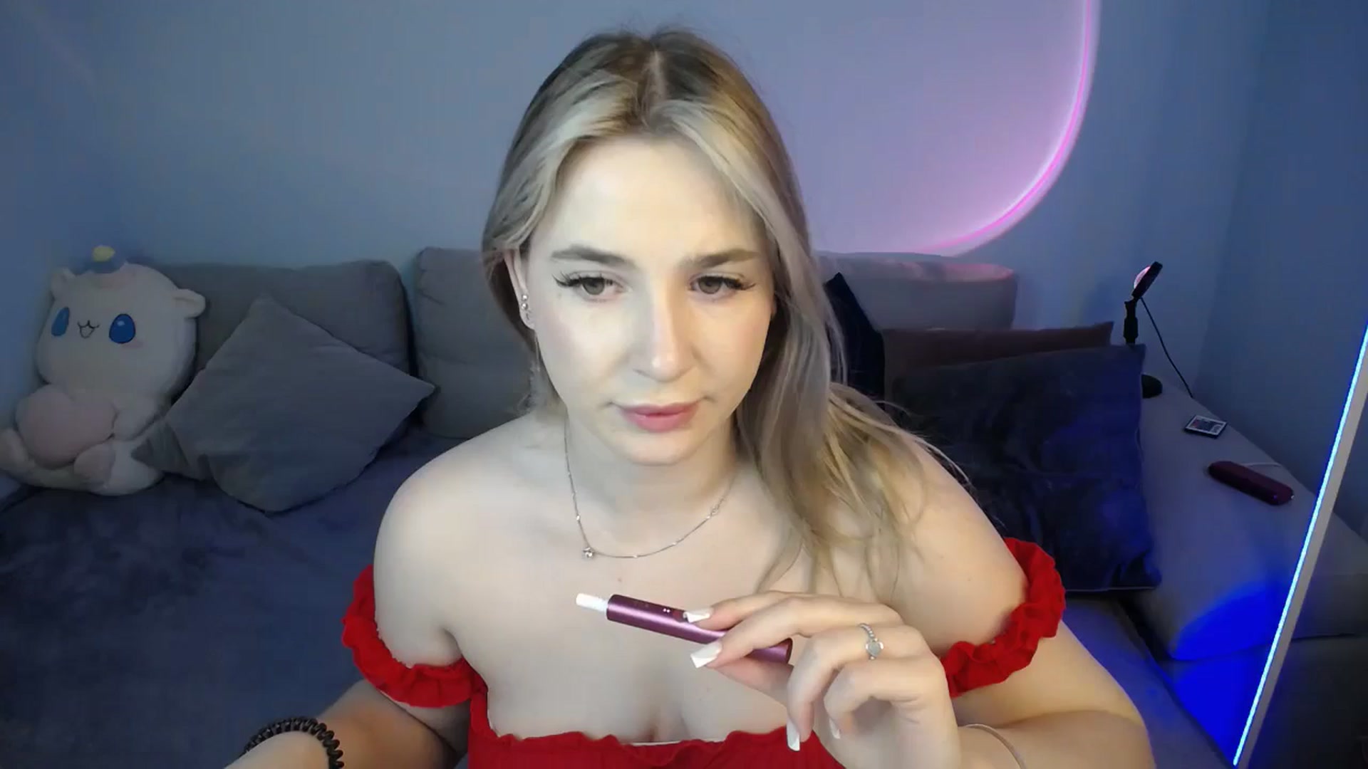 Gallery image thumbnail from SabrinaViolet's myfreecams stream on, 09/07/2024, 10:40 image 3 of 20