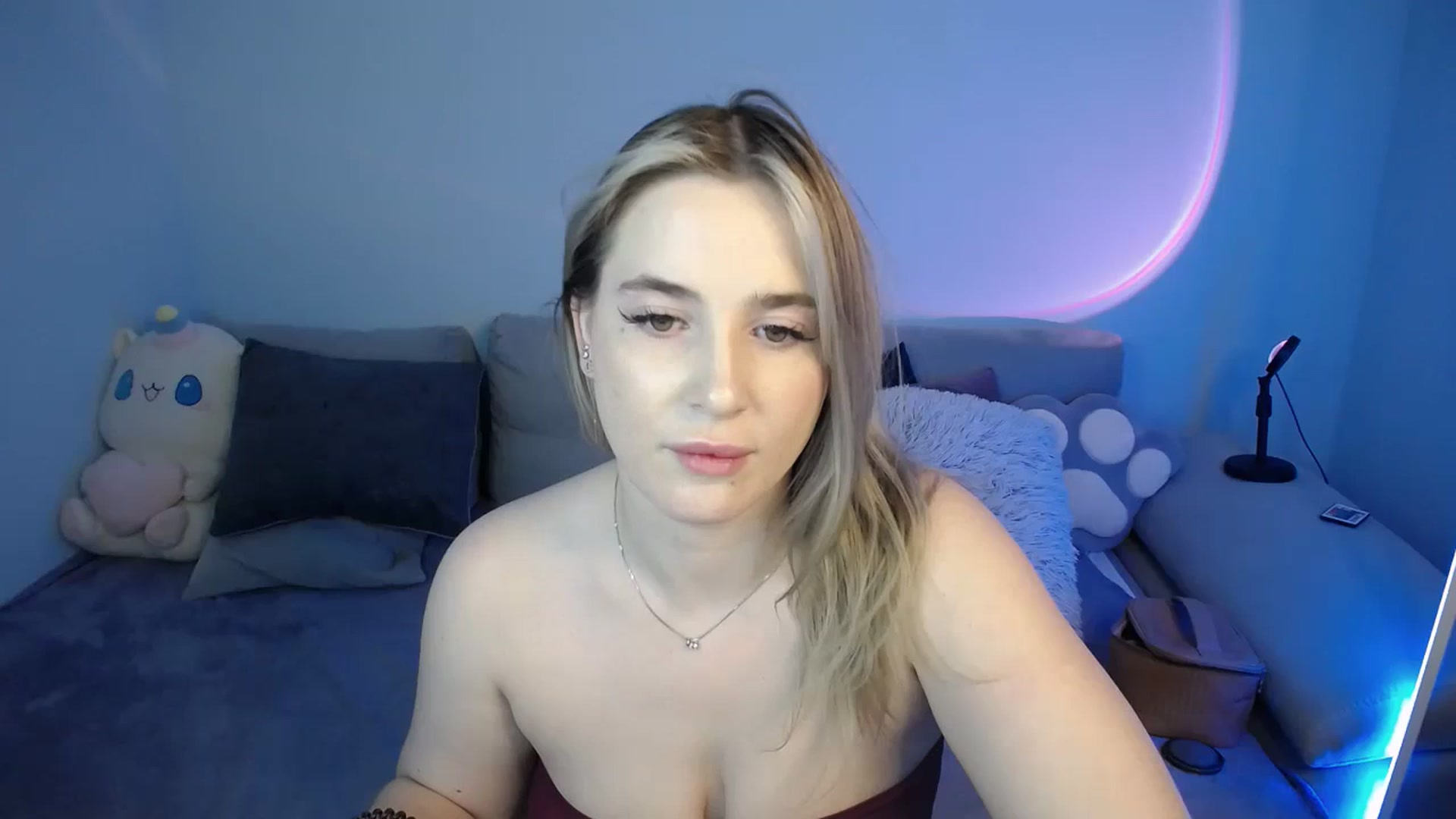 Gallery image thumbnail from SabrinaViolet's myfreecams stream on, 09/09/2024, 12:29 image 11 of 20