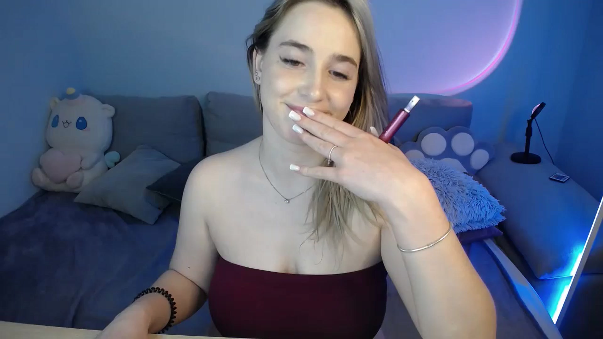 Gallery image thumbnail from SabrinaViolet's myfreecams stream on, 09/09/2024, 13:59 image 18 of 20