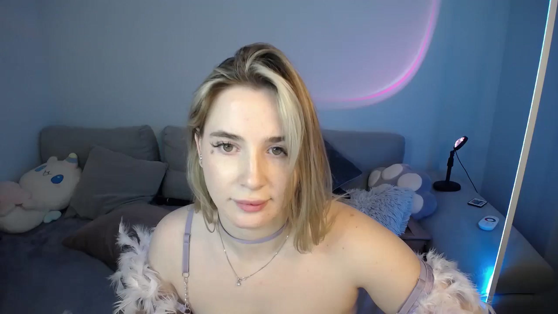 Gallery image thumbnail from SabrinaViolet's myfreecams stream on, 09/22/2024, 13:49 image 20 of 20