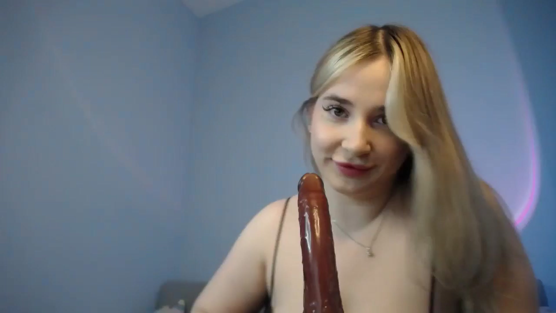 Gallery image thumbnail from SabrinaViolet's myfreecams stream on, 09/23/2024, 12:31 image 1 of 20