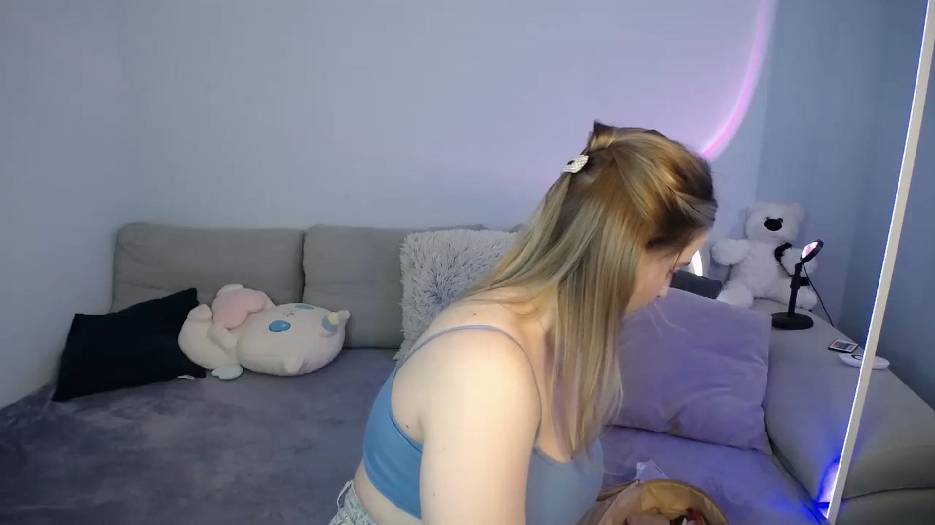 Gallery image thumbnail from SabrinaViolet's myfreecams stream on, 09/29/2024, 08:20 image 7 of 20