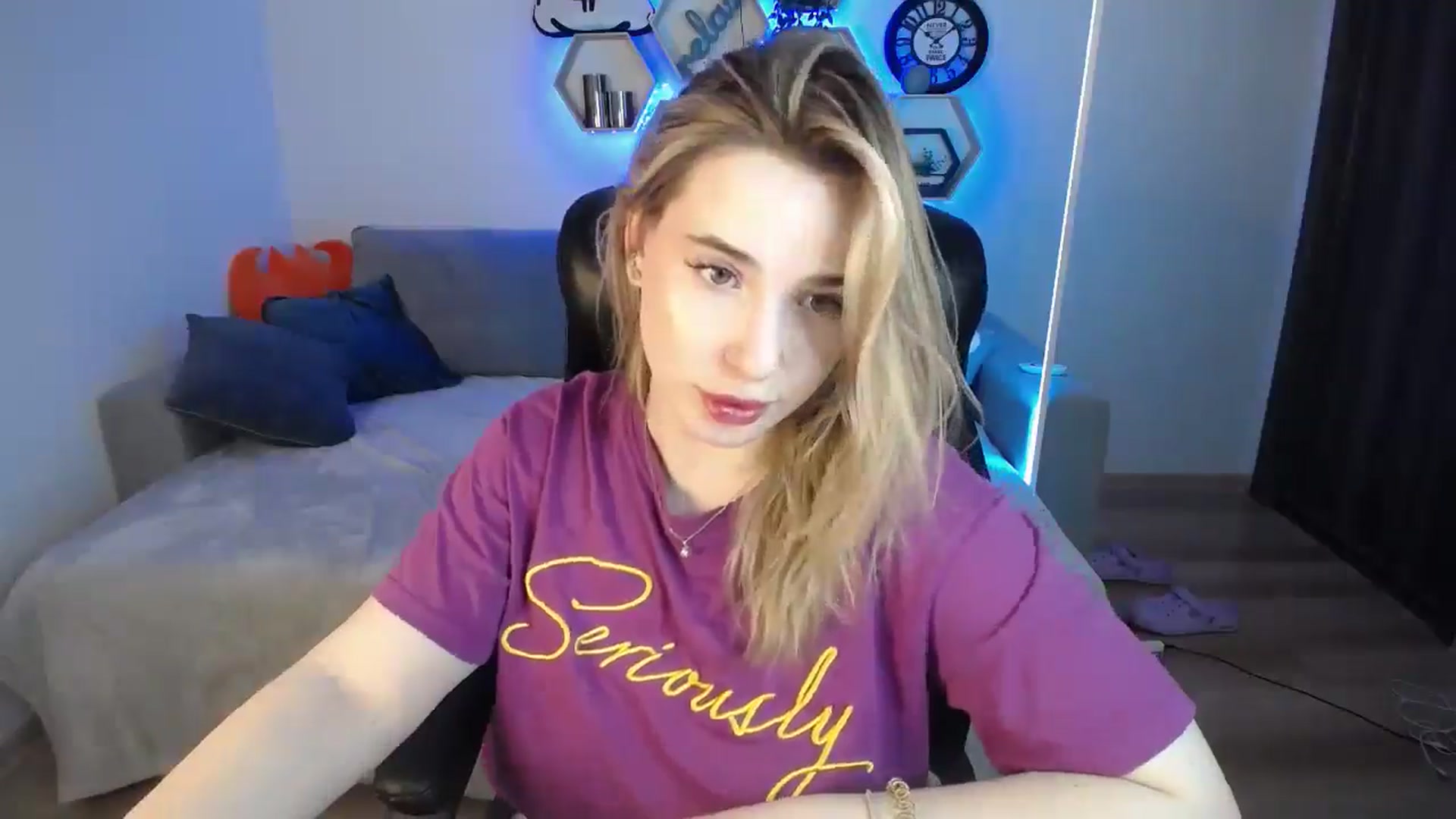 Gallery image thumbnail from SabrinaViolet's myfreecams stream on, 11/23/2024, 11:55 image 10 of 20