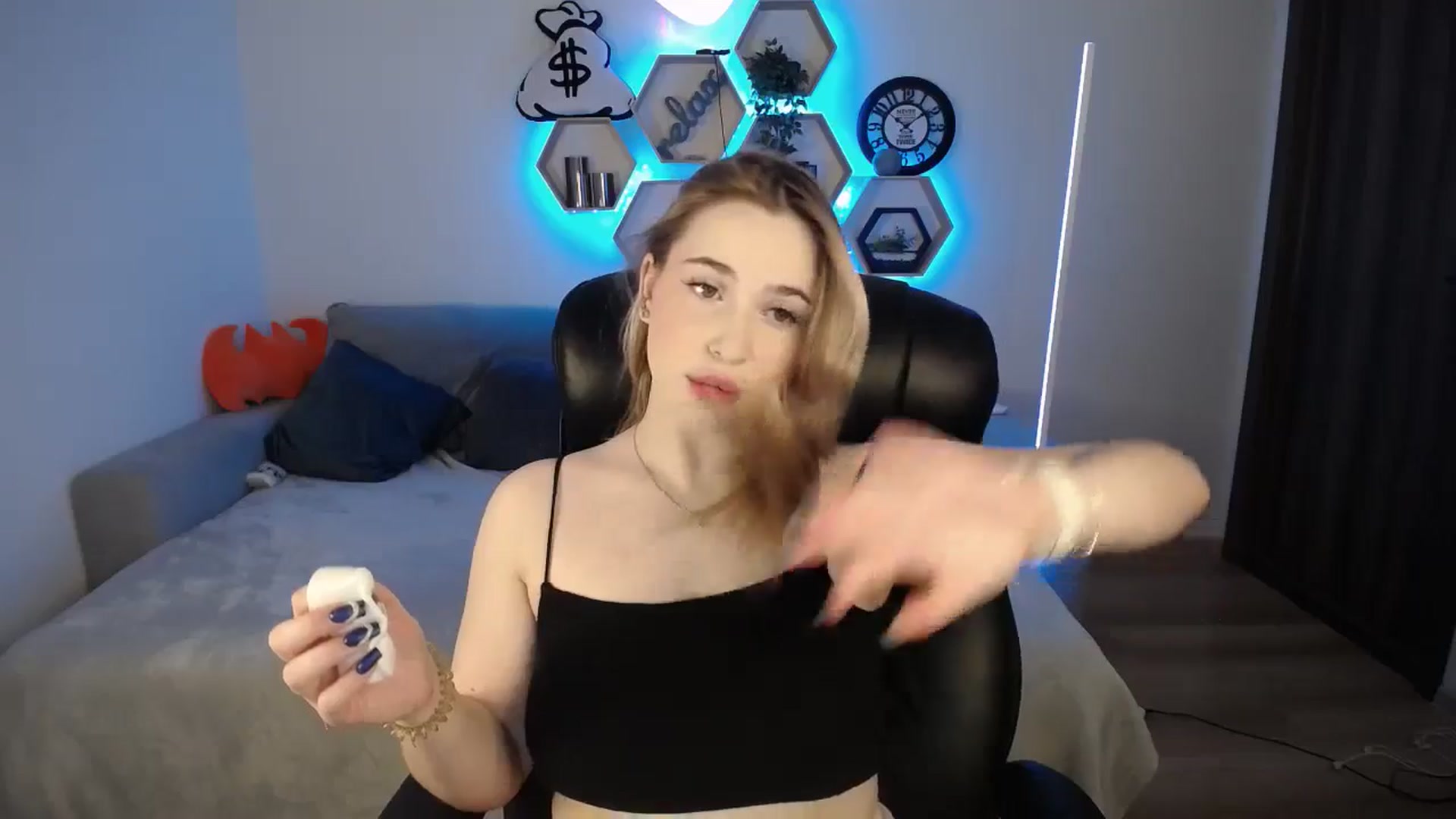 Gallery image thumbnail from SabrinaViolet's myfreecams stream on, 12/02/2024, 10:59 image 2 of 20