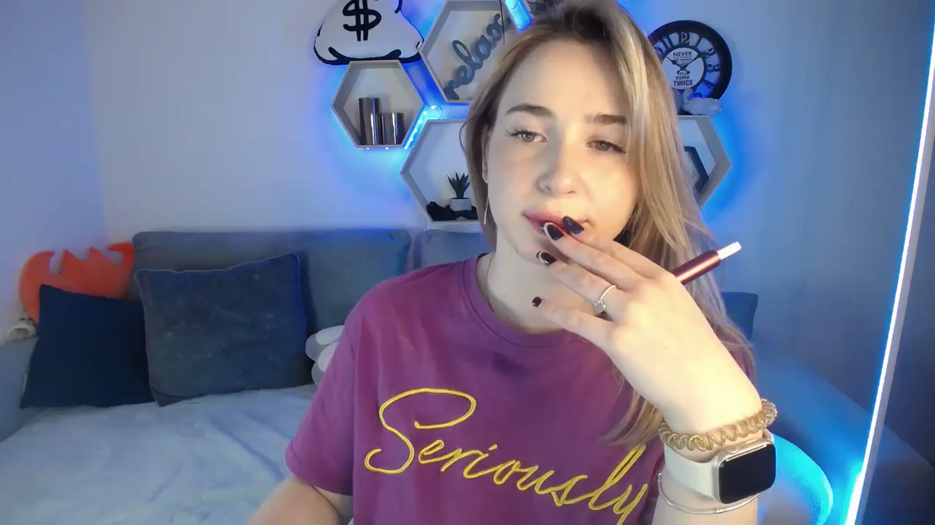 Gallery image thumbnail from SabrinaViolet's myfreecams stream on, 12/22/2024, 13:11 image 2 of 20