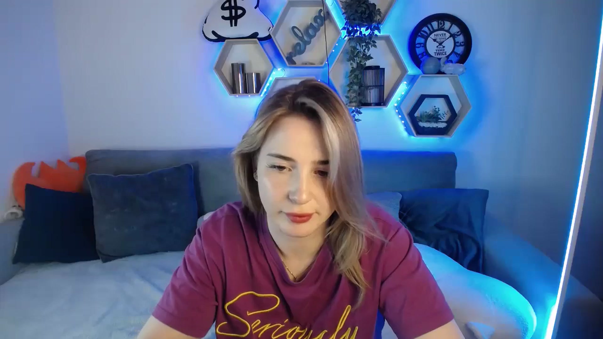 Gallery image thumbnail from SabrinaViolet's myfreecams stream on, 12/22/2024, 13:11 image 8 of 20