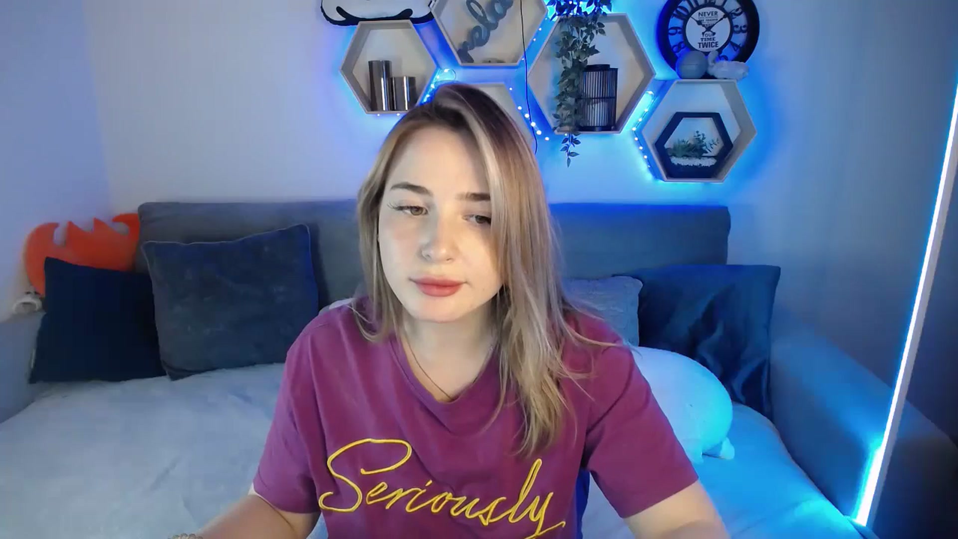 Gallery image thumbnail from SabrinaViolet's myfreecams stream on, 12/22/2024, 13:11 image 17 of 20
