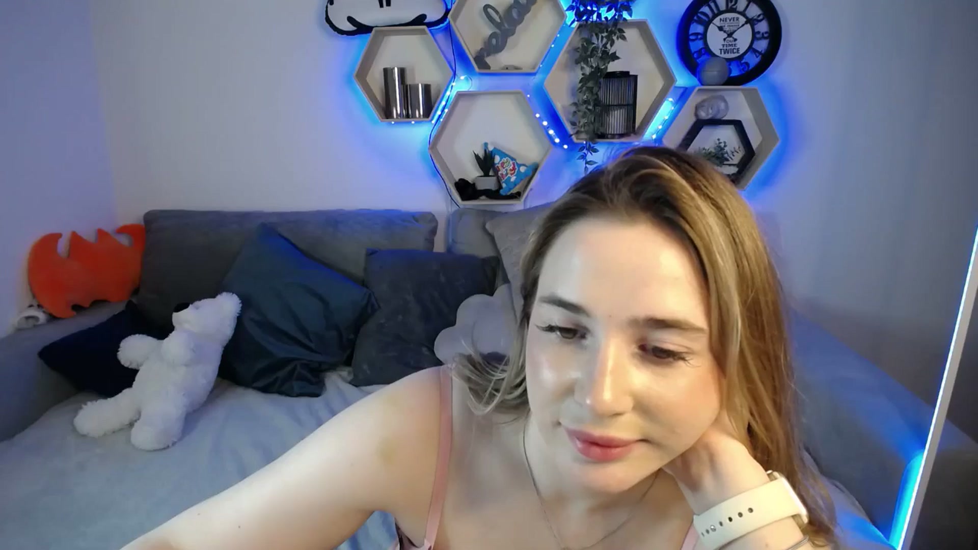 Gallery image thumbnail from SabrinaViolet's myfreecams stream on, 01/25/2025, 14:02 image 3 of 20