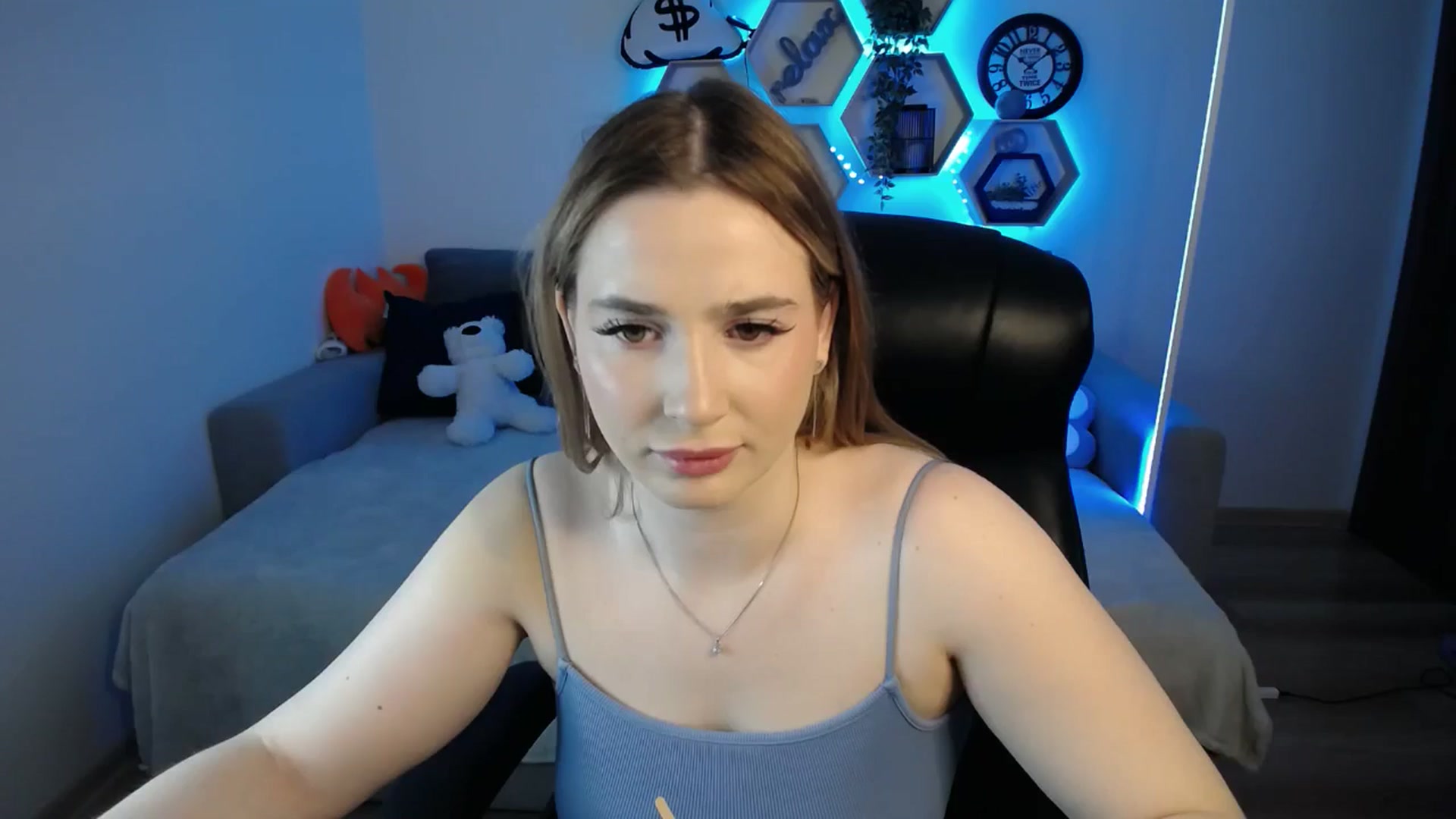 Gallery image thumbnail from SabrinaViolet's myfreecams stream on, 01/29/2025, 11:02 image 8 of 20