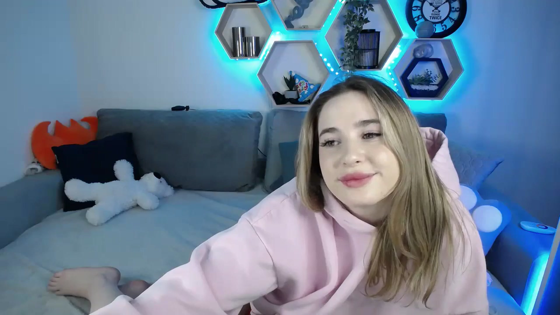 Gallery image thumbnail from SabrinaViolet's myfreecams stream on, 02/07/2025, 12:48 image 18 of 20