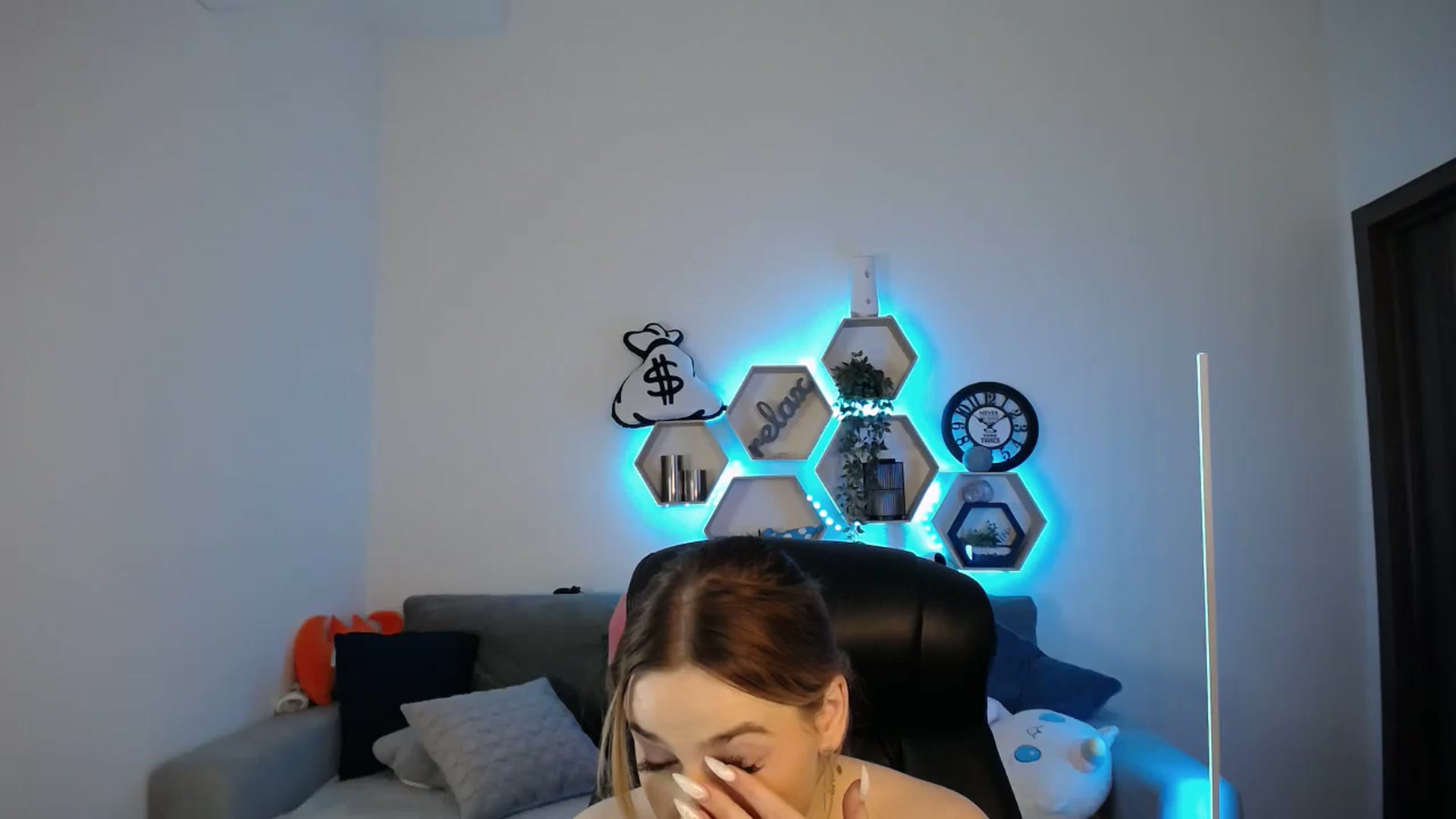 Gallery image thumbnail from SabrinaViolet's myfreecams stream on, 02/24/2025, 10:48 image 20 of 20