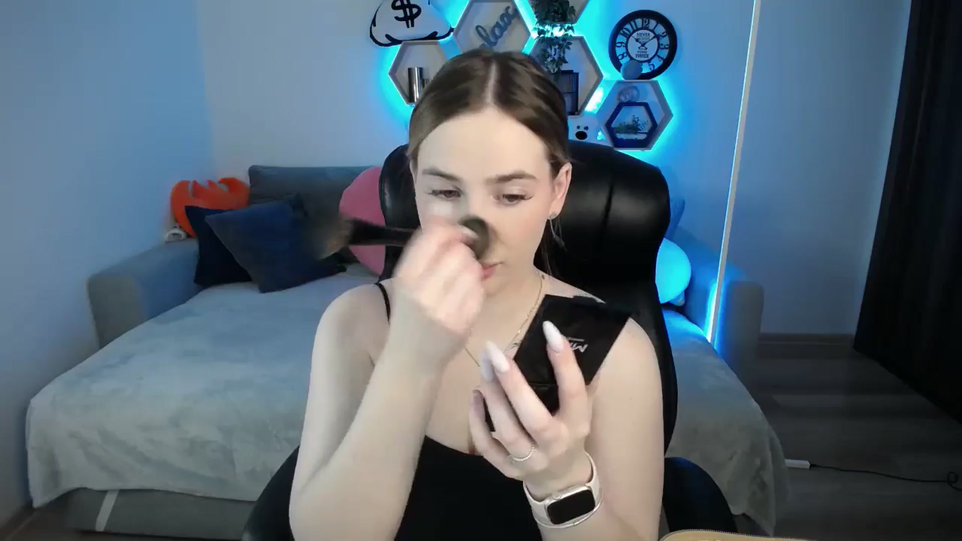 Gallery image thumbnail from SabrinaViolet's myfreecams stream on, 03/14/2025, 09:59 image 2 of 20
