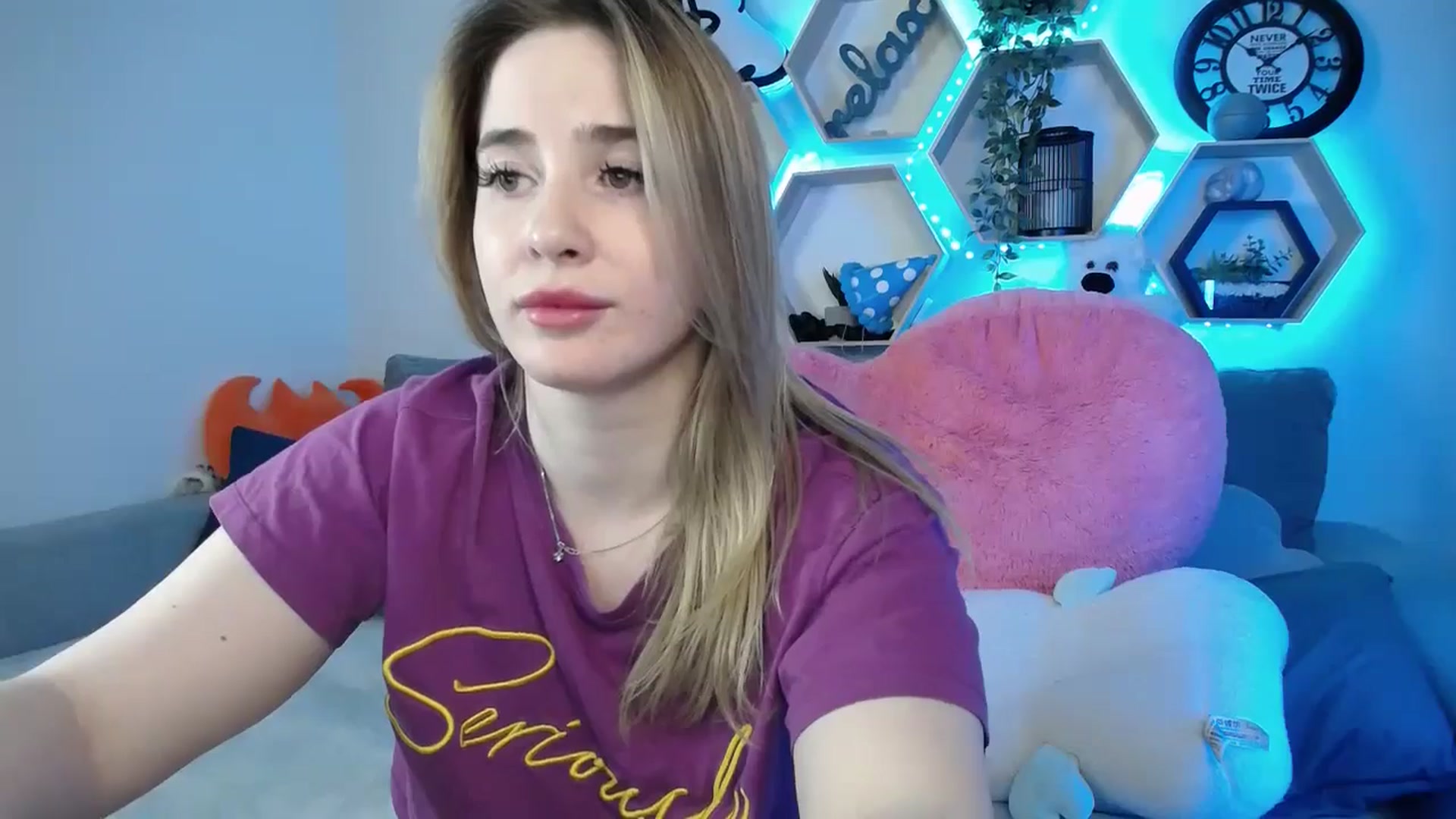 Gallery image thumbnail from SabrinaViolet's myfreecams stream on, 03/18/2025, 14:27 image 12 of 20