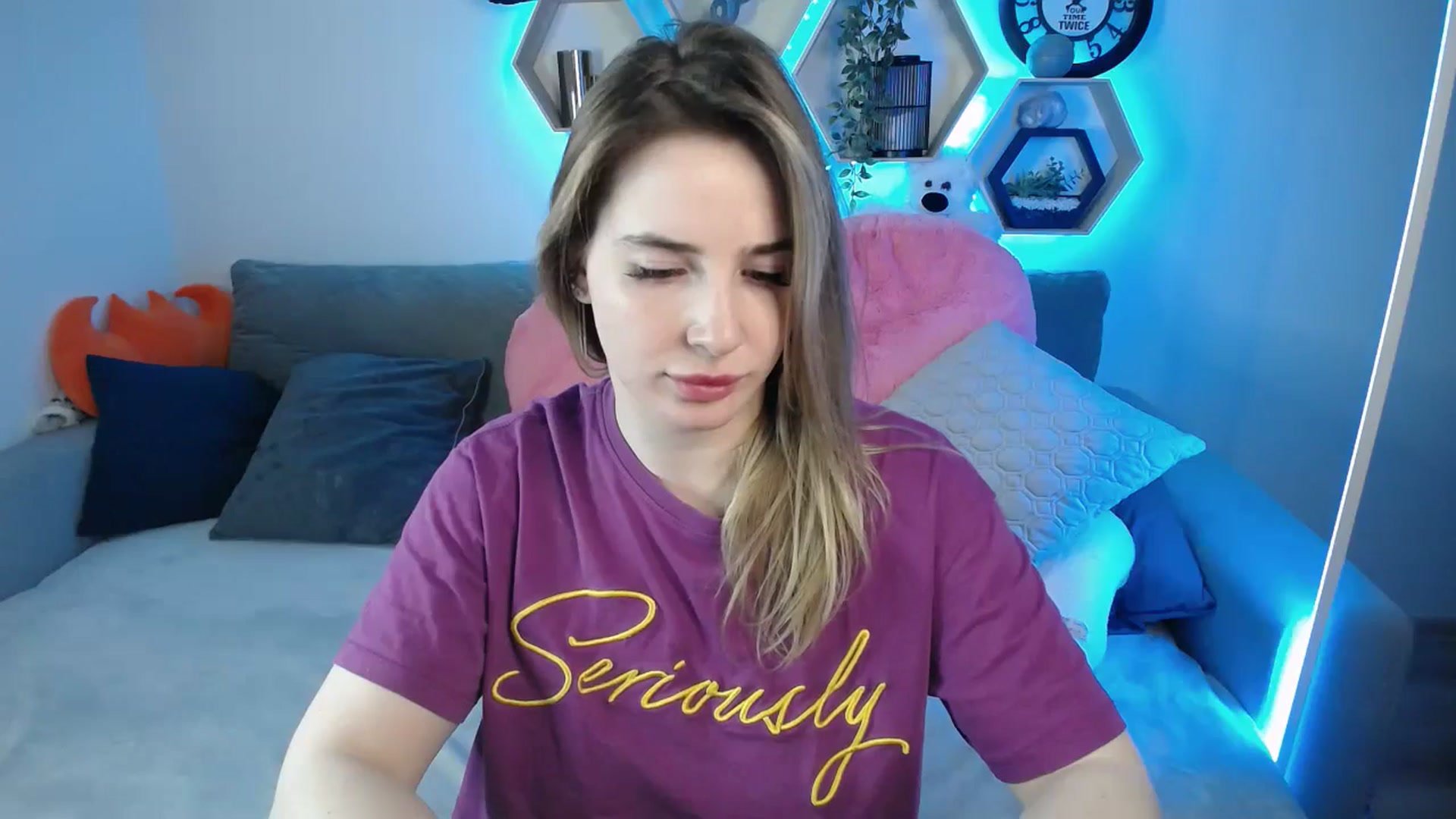 Gallery image thumbnail from SabrinaViolet's myfreecams stream on, 03/18/2025, 15:02 image 3 of 20