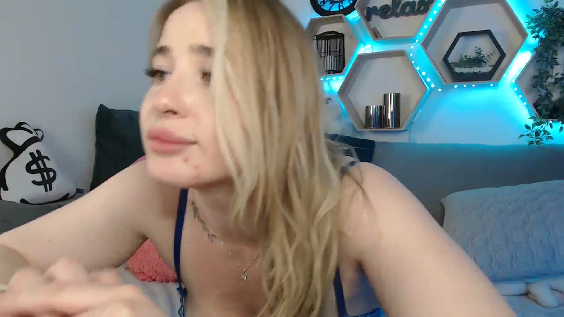 Gallery image thumbnail from SabrinaViolet's myfreecams stream on, 06/22/2025, 13:57 image 20 of 20