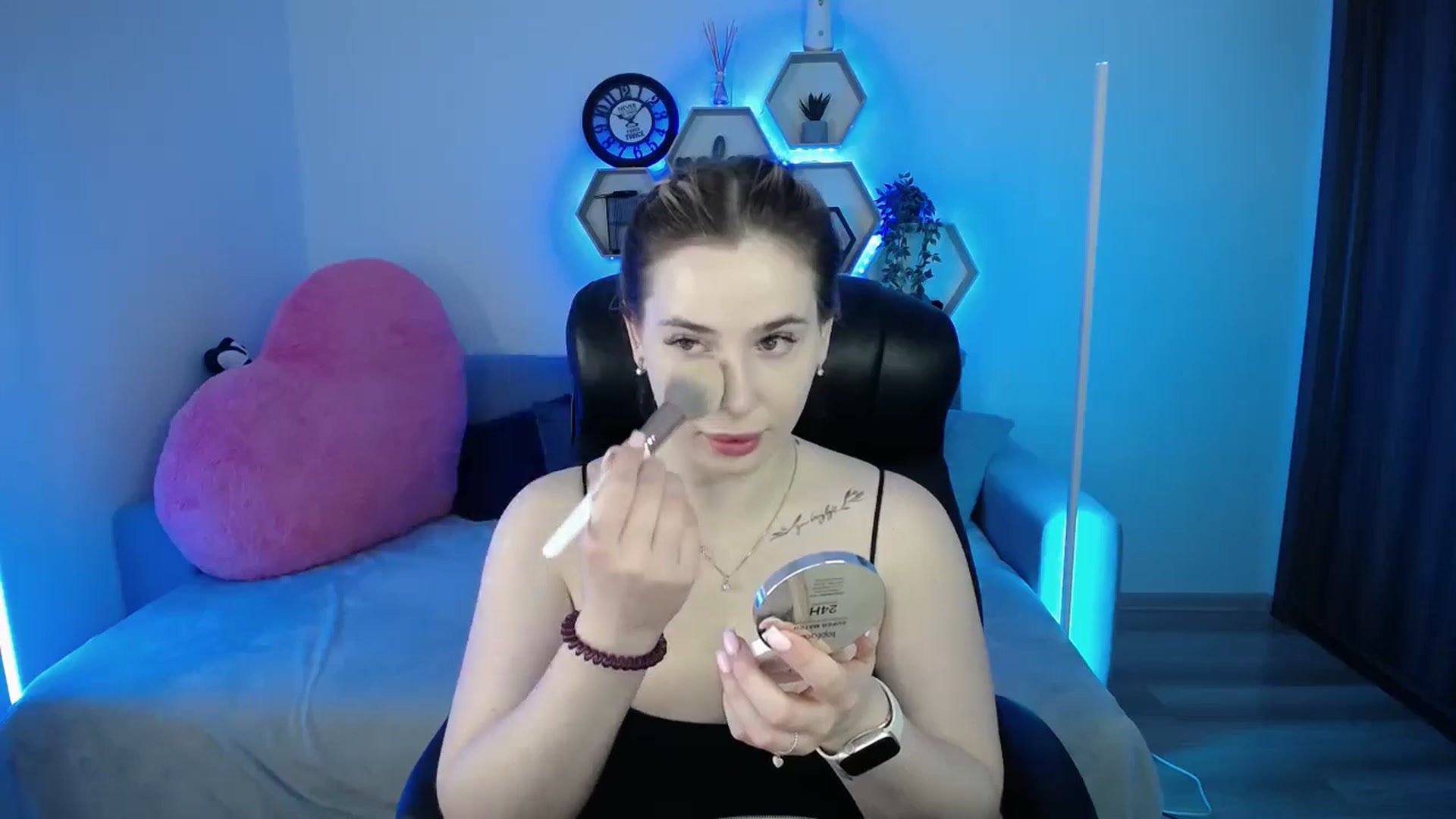 Gallery image thumbnail from SabrinaViolet's myfreecams stream on, 01/13/2026, 11:07 image 3 of 20