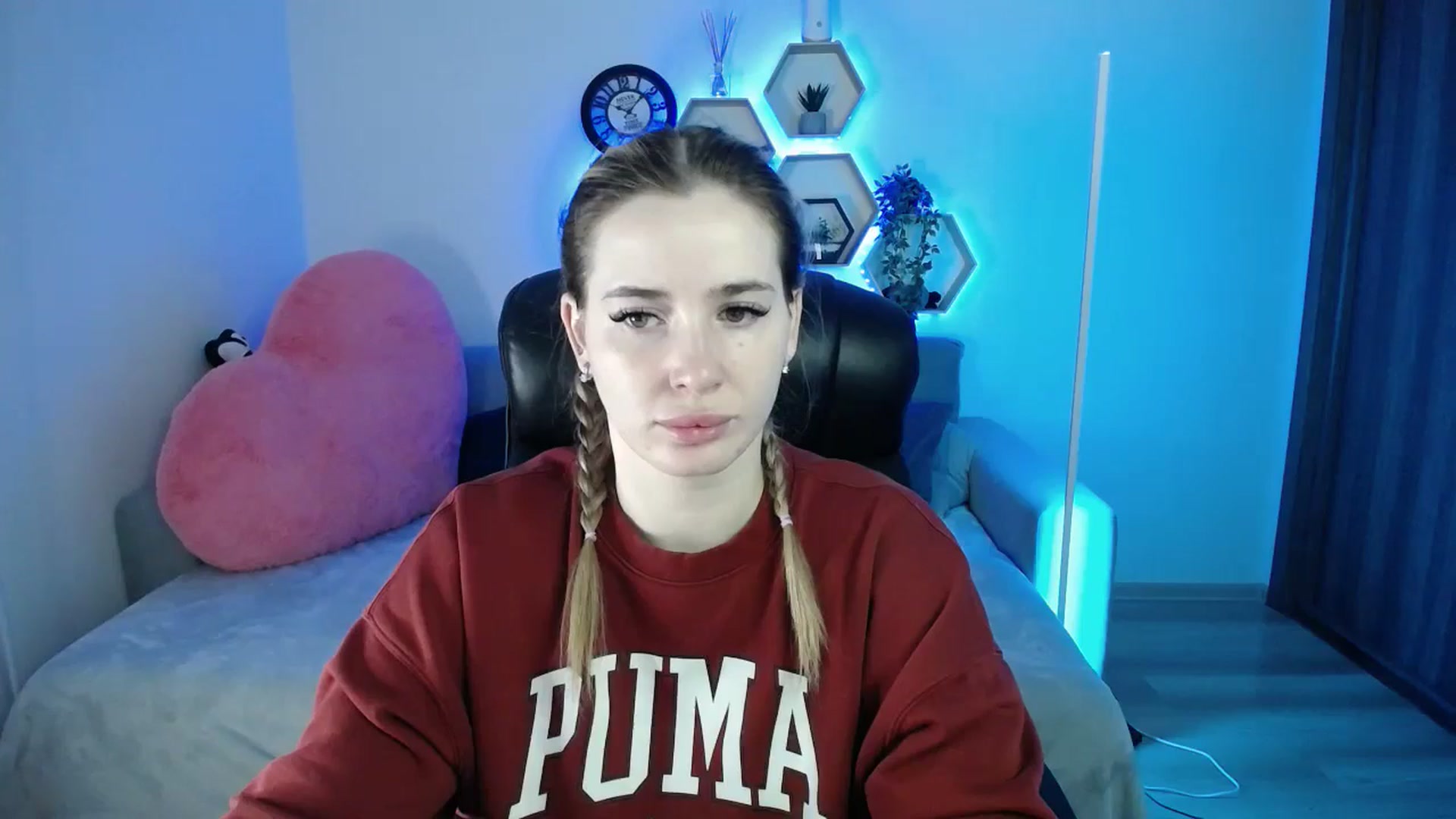 Gallery image thumbnail from SabrinaViolet's myfreecams stream on, 01/14/2026, 10:22 image 2 of 20