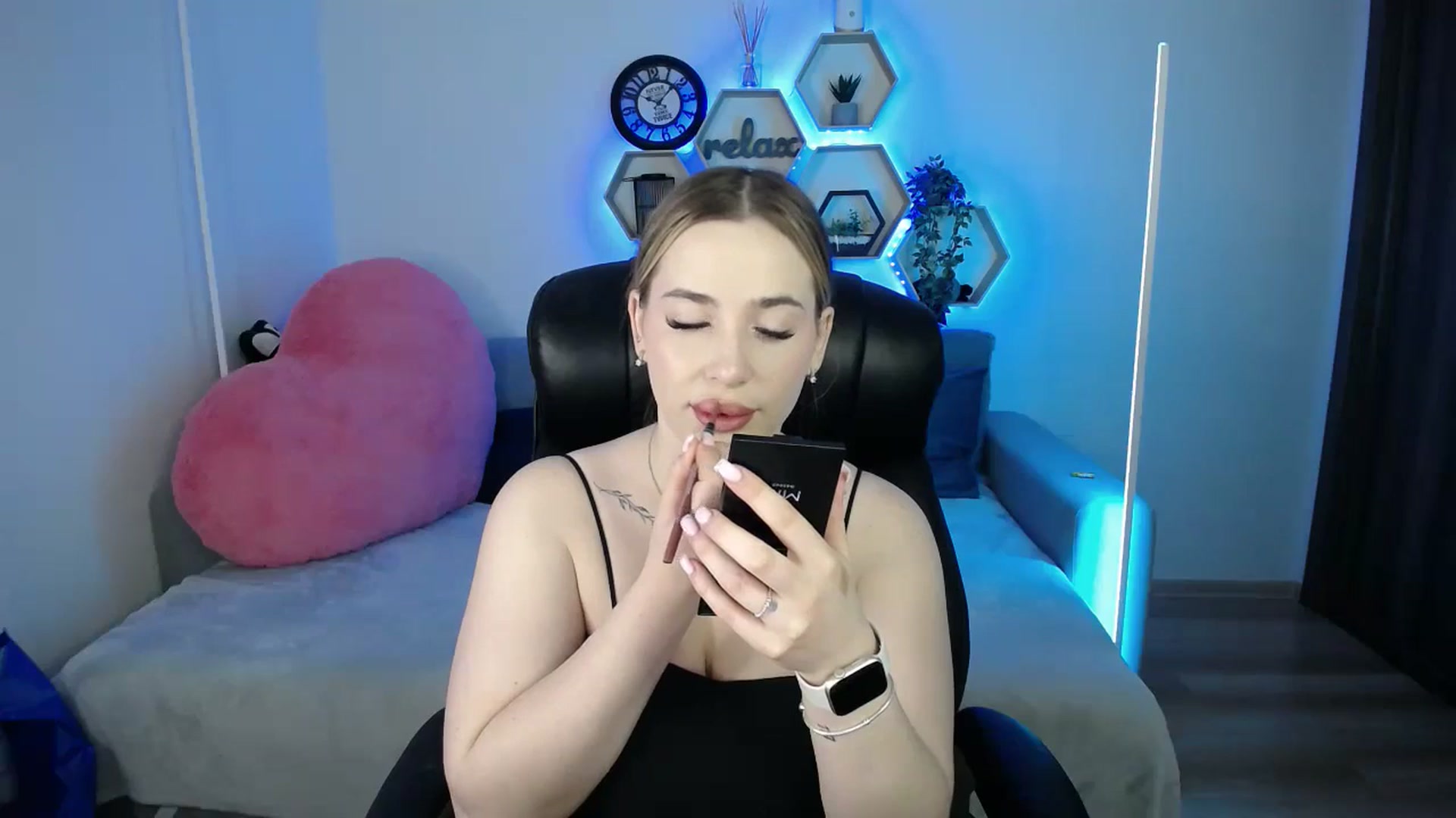 Gallery image thumbnail from SabrinaViolet's myfreecams stream on, 01/16/2026, 09:51 image 5 of 20