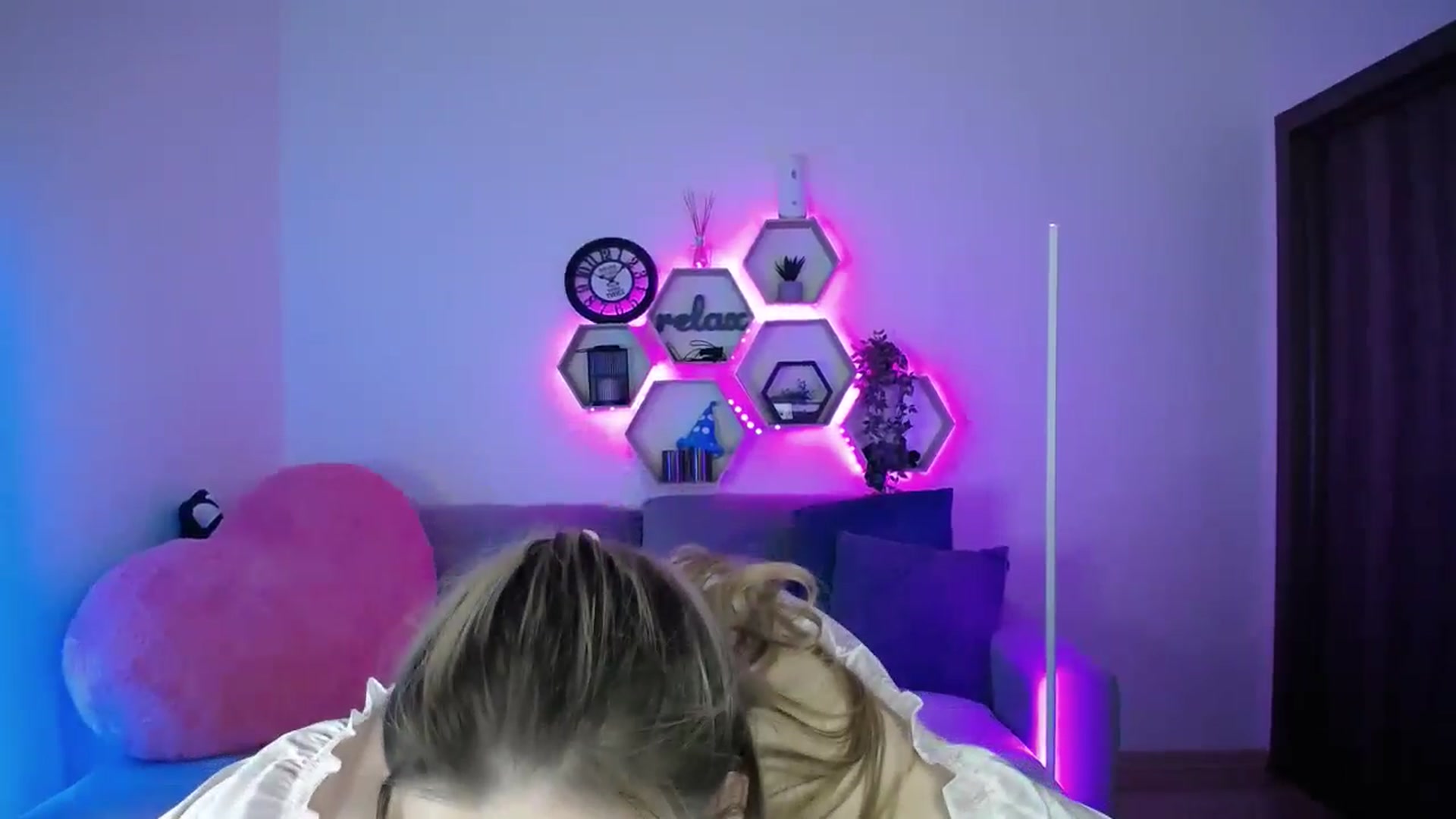 Gallery image thumbnail from SabrinaViolet's myfreecams stream on, 02/10/2026, 11:57 image 11 of 20