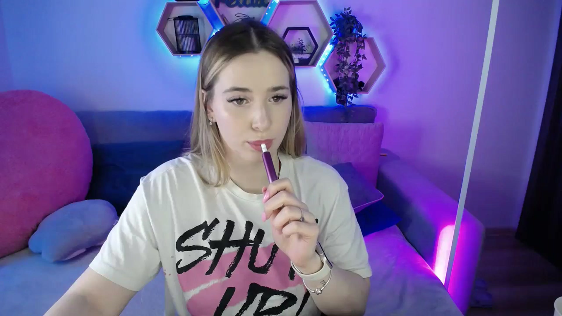 Gallery image thumbnail from SabrinaViolet's myfreecams stream on, 02/14/2026, 13:16 image 2 of 20