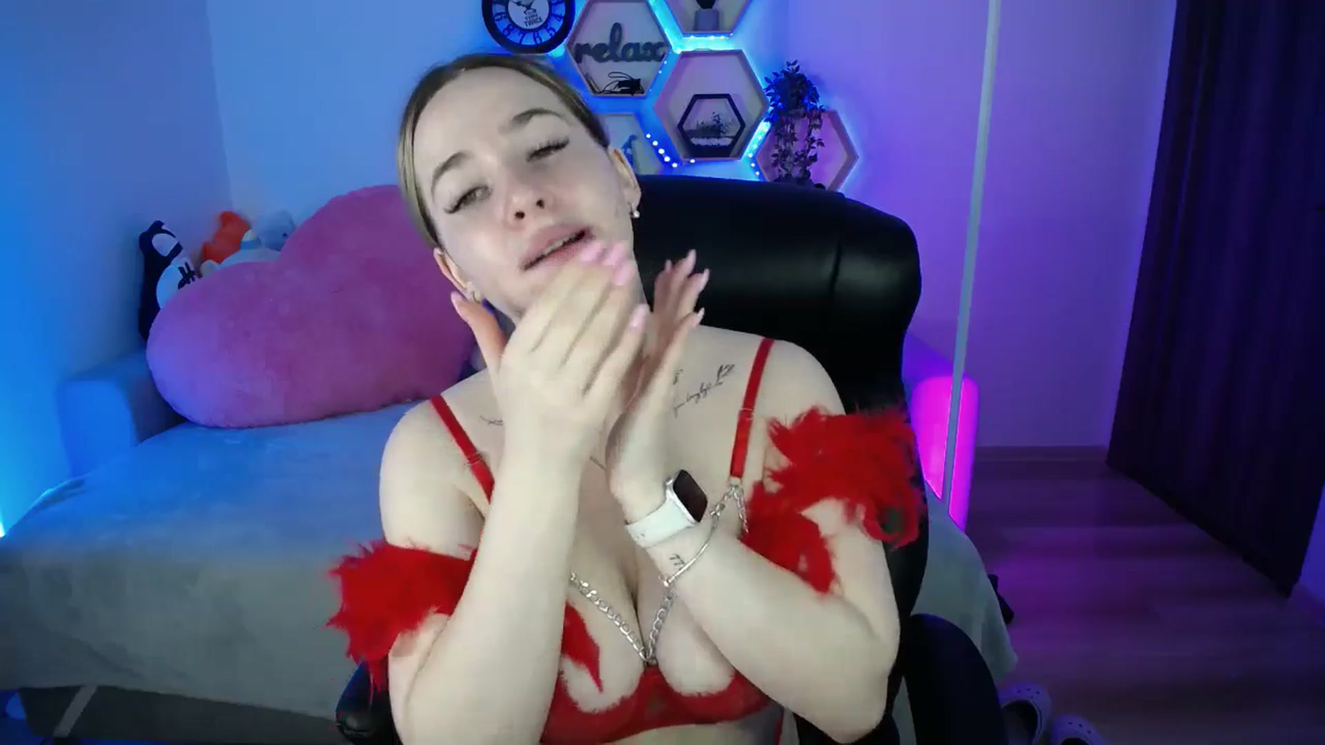 Gallery image thumbnail from SabrinaViolet's myfreecams stream on, 02/22/2026, 09:39 image 19 of 20