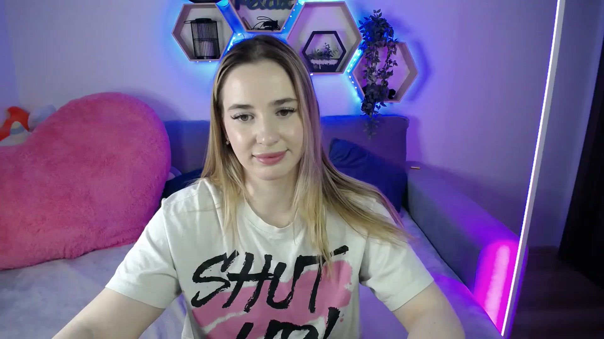 Gallery image thumbnail from SabrinaViolet's myfreecams stream on, 02/24/2026, 14:57 image 10 of 20