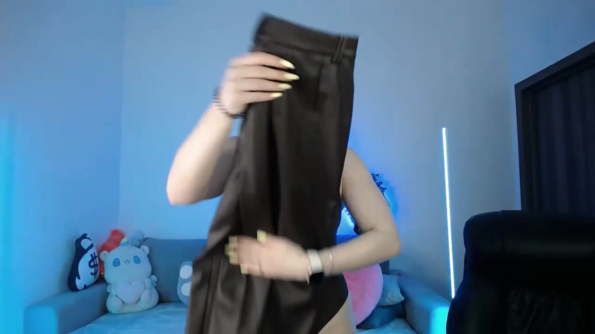 Gallery image thumbnail from SabrinaViolet's myfreecams stream on, 03/10/2026, 10:21 image 1 of 20