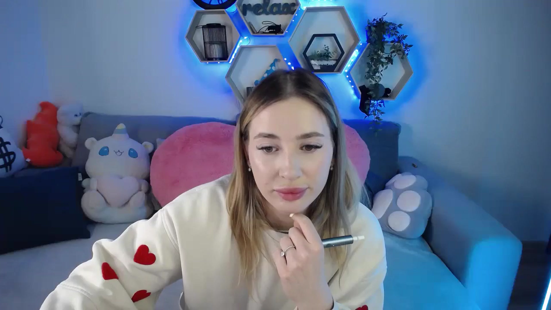 Gallery image thumbnail from SabrinaViolet's myfreecams stream on, 03/21/2026, 11:01 image 4 of 20