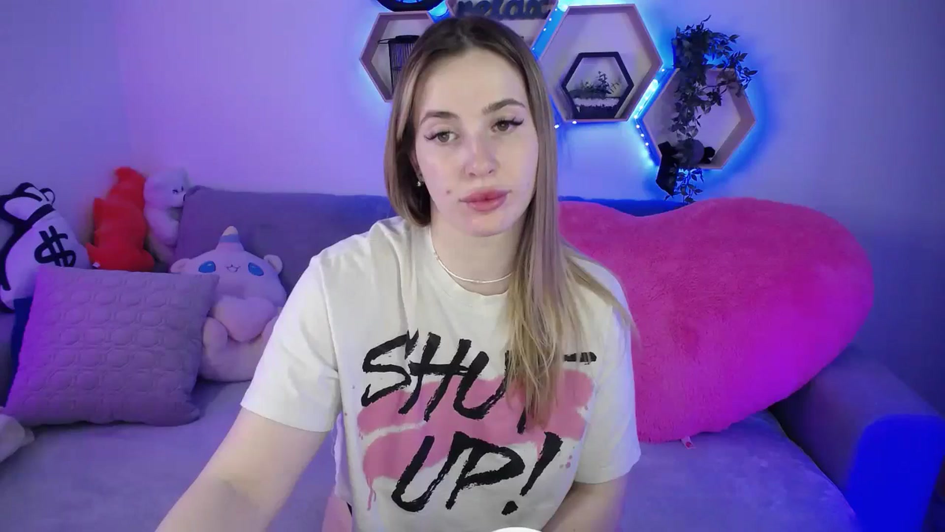 Gallery image thumbnail from SabrinaViolet's myfreecams stream on, 03/22/2026, 14:36 image 6 of 20
