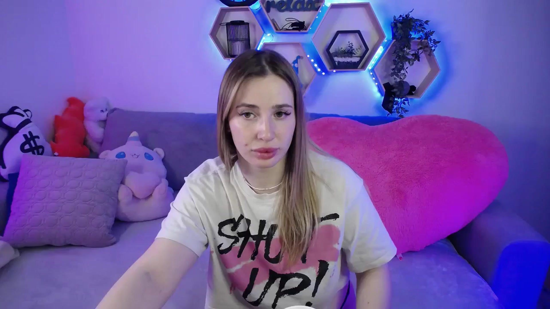 Gallery image thumbnail from SabrinaViolet's myfreecams stream on, 03/22/2026, 14:36 image 10 of 20