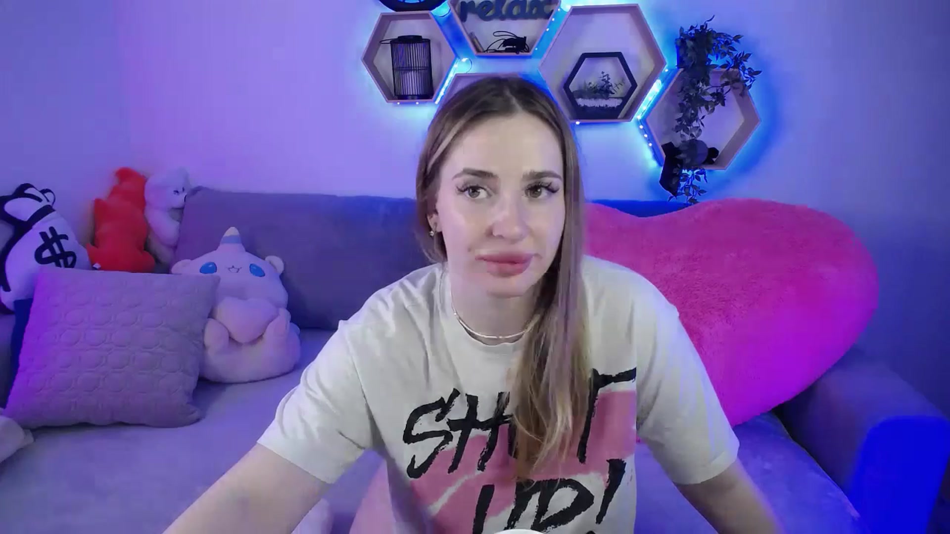 Gallery image thumbnail from SabrinaViolet's myfreecams stream on, 03/22/2026, 14:36 image 3 of 20