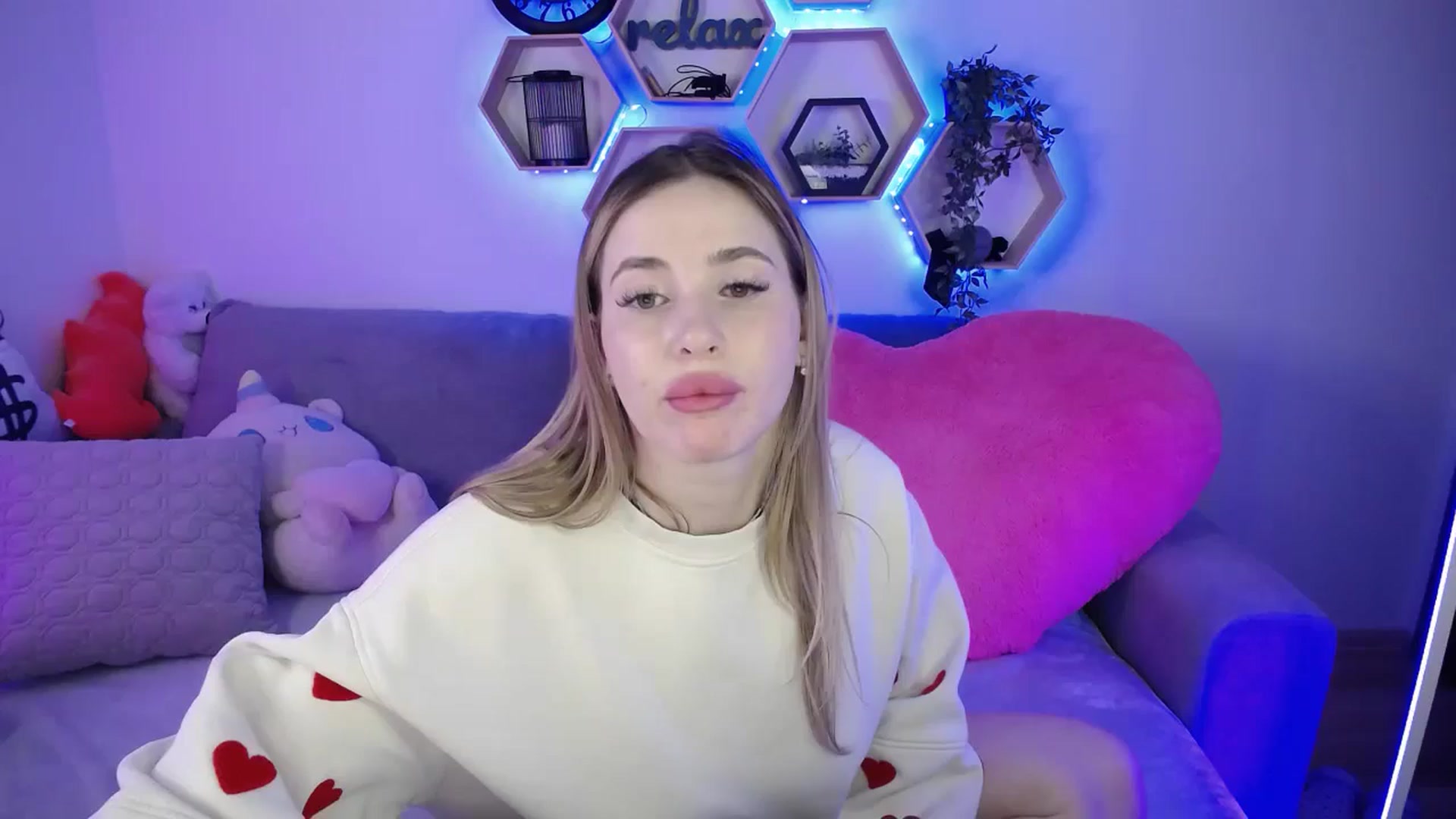 Gallery image thumbnail from SabrinaViolet's myfreecams stream on, 03/23/2026, 13:28 image 1 of 20