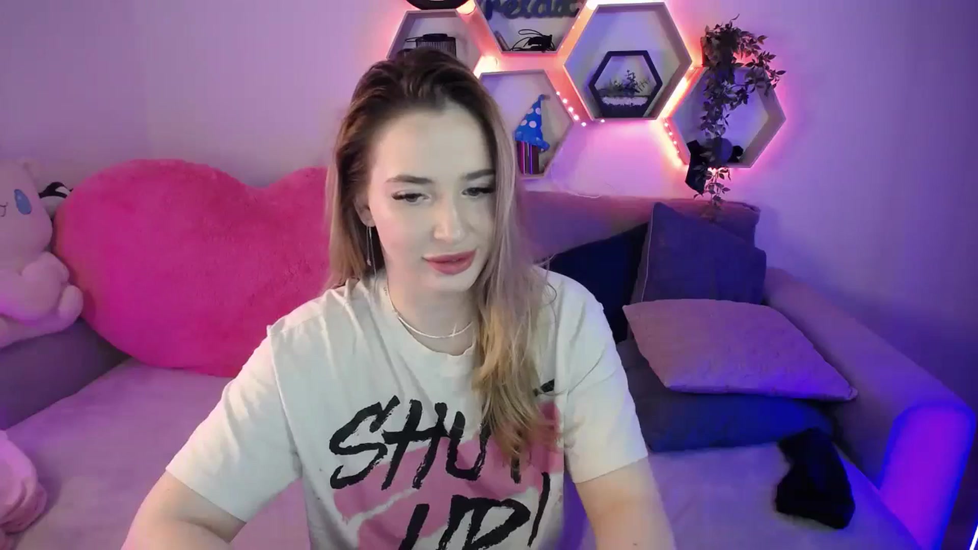 Gallery image thumbnail from SabrinaViolet's myfreecams stream on, 04/03/2026, 11:08 image 6 of 20