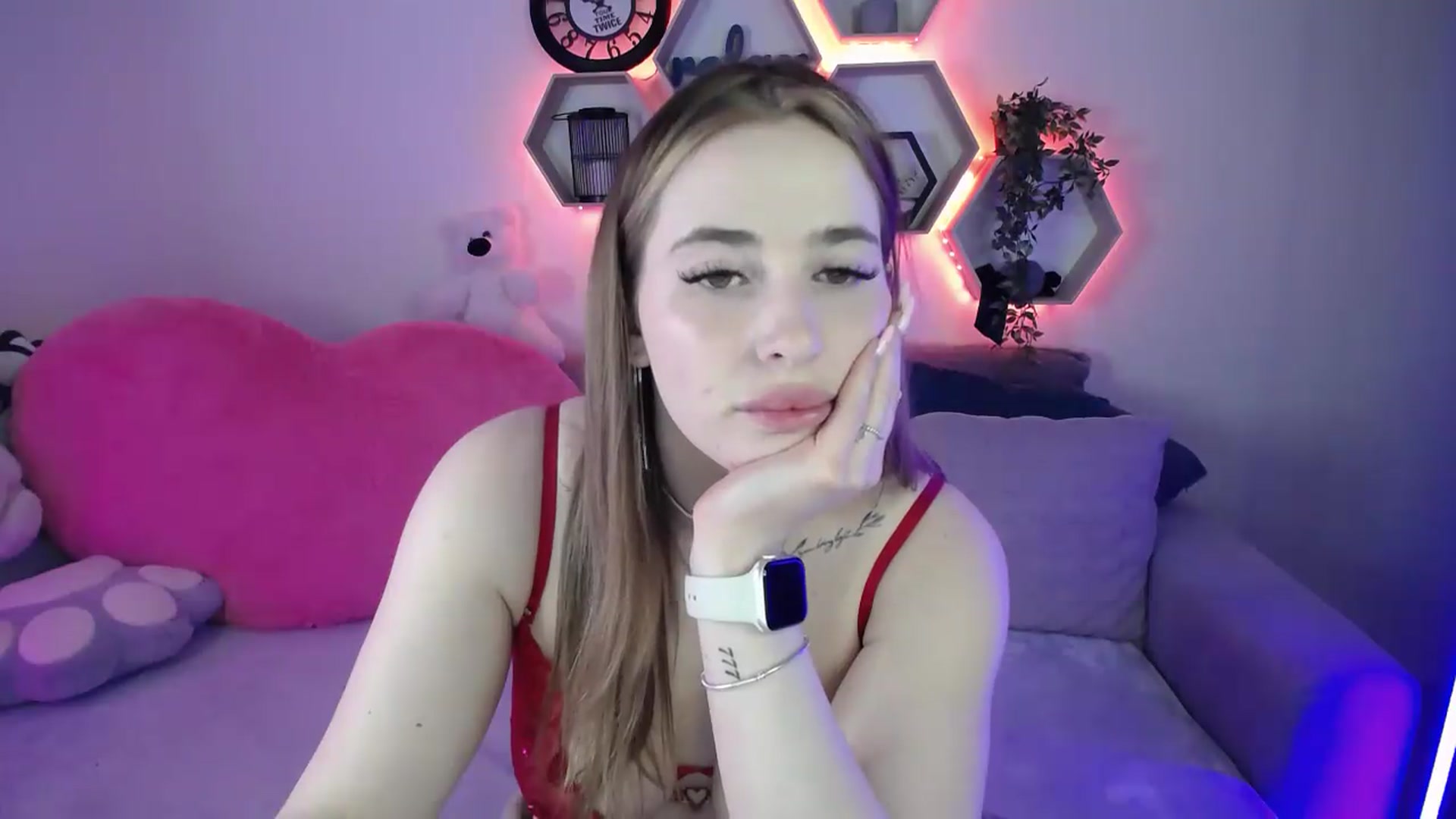 Gallery image thumbnail from SabrinaViolet's myfreecams stream on, 04/16/2026, 10:55 image 3 of 20