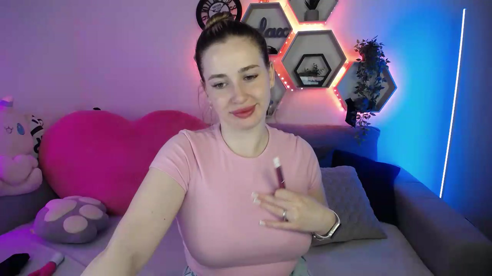 Gallery image thumbnail from SabrinaViolet's myfreecams stream on, 06/21/2026, 12:53 image 15 of 20