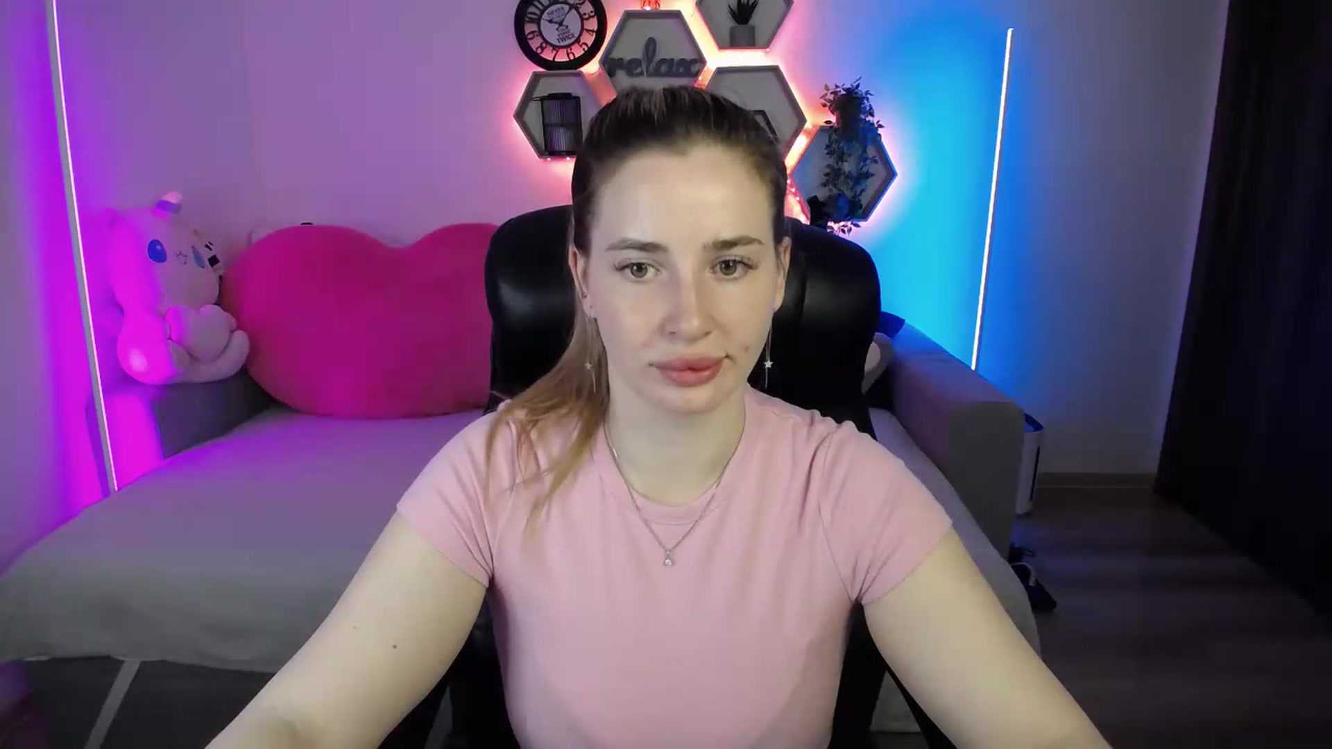 Gallery image thumbnail from SabrinaViolet's myfreecams stream on, 06/24/2026, 09:14 image 8 of 20