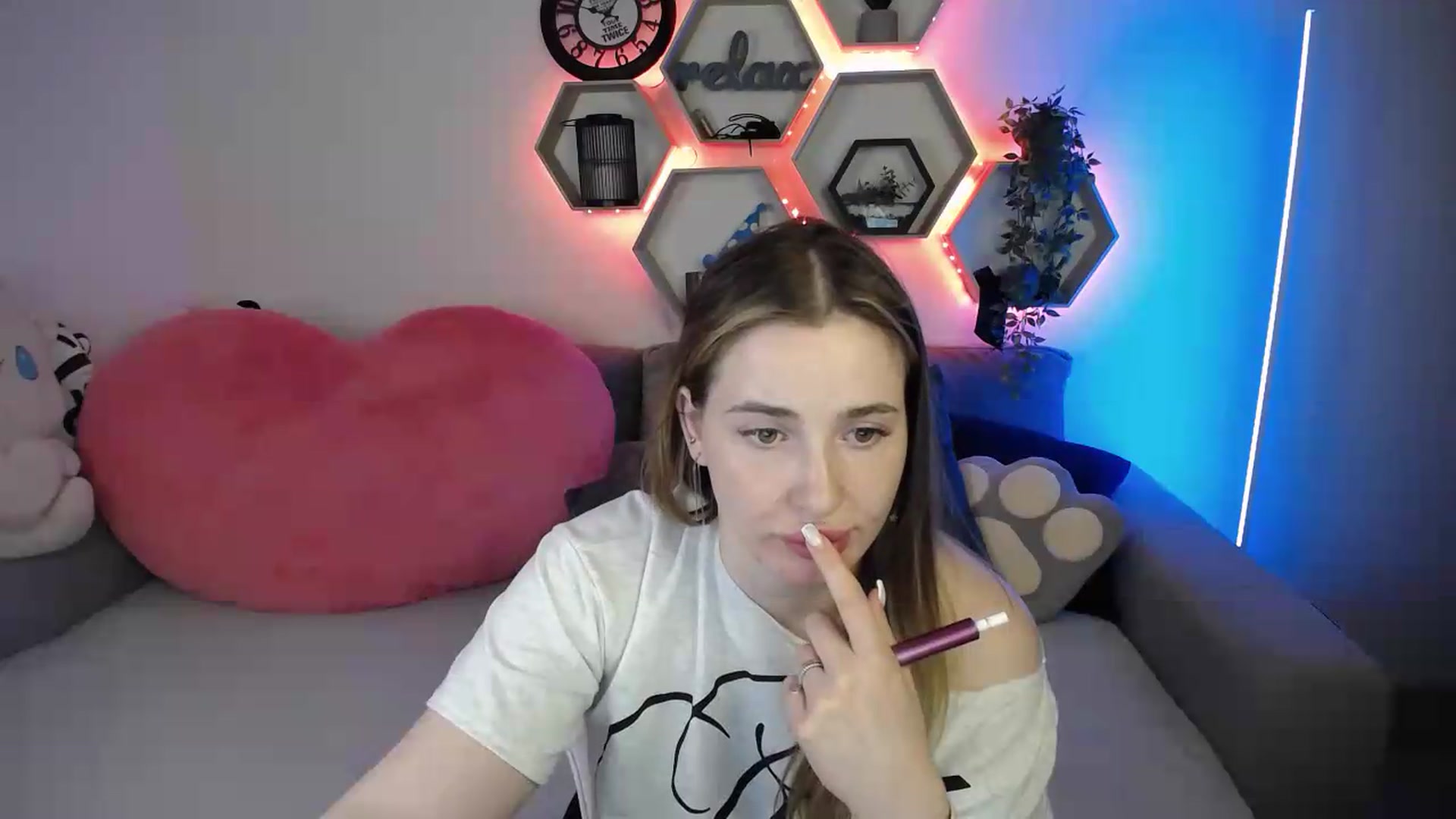 Gallery image thumbnail from SabrinaViolet's myfreecams stream on, 06/24/2026, 13:57 image 6 of 20