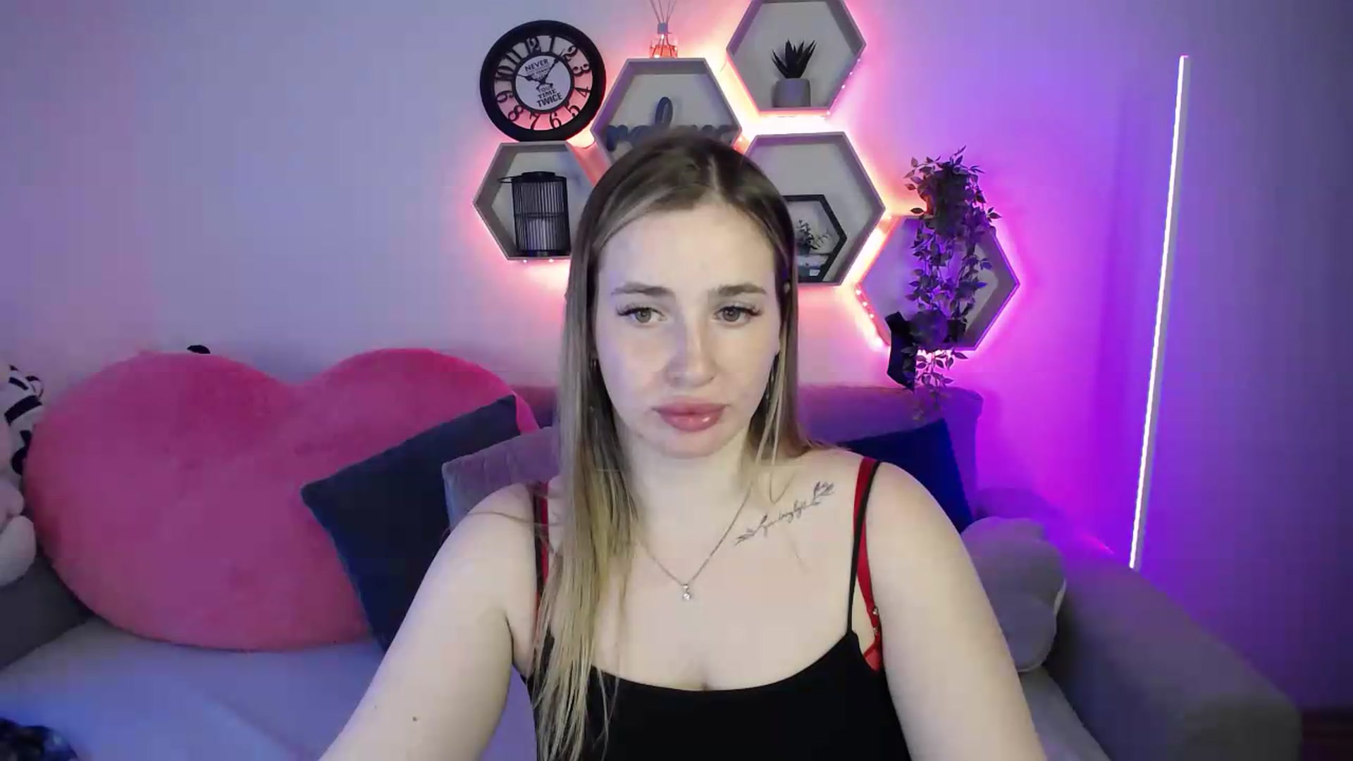 Gallery image thumbnail from SabrinaViolet's myfreecams stream on, 06/26/2026, 13:29 image 3 of 20