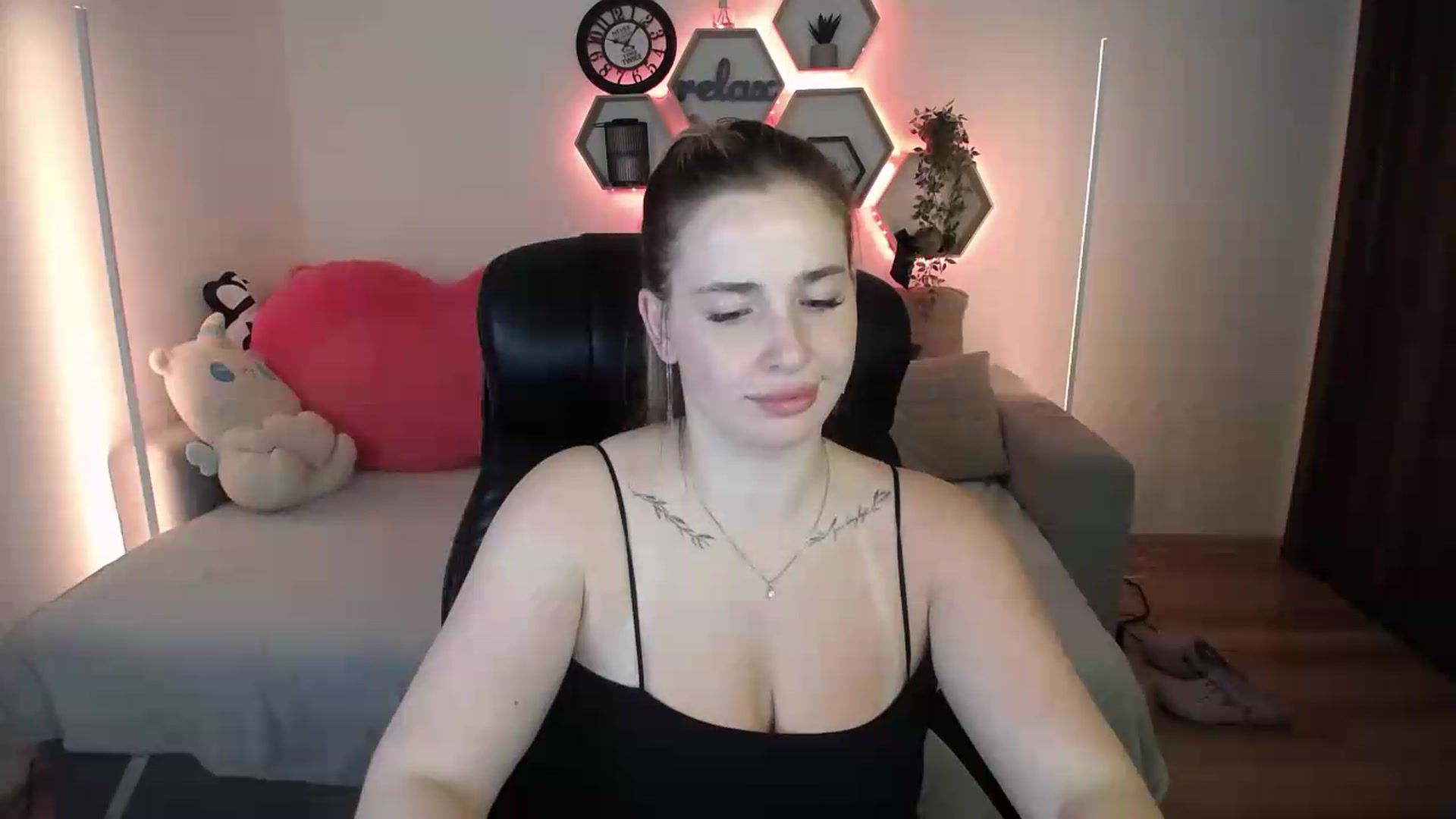 Gallery image thumbnail from SabrinaViolet's myfreecams stream on, 07/11/2026, 13:44 image 8 of 20