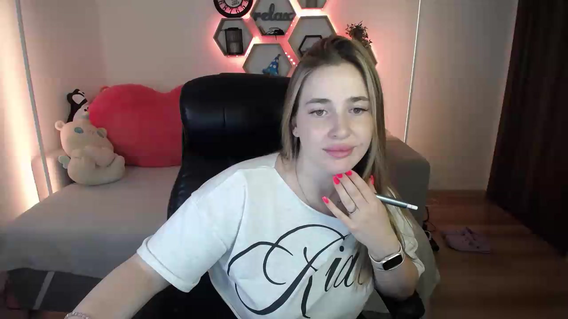 Gallery image thumbnail from SabrinaViolet's myfreecams stream on, 07/14/2026, 11:31 image 2 of 20