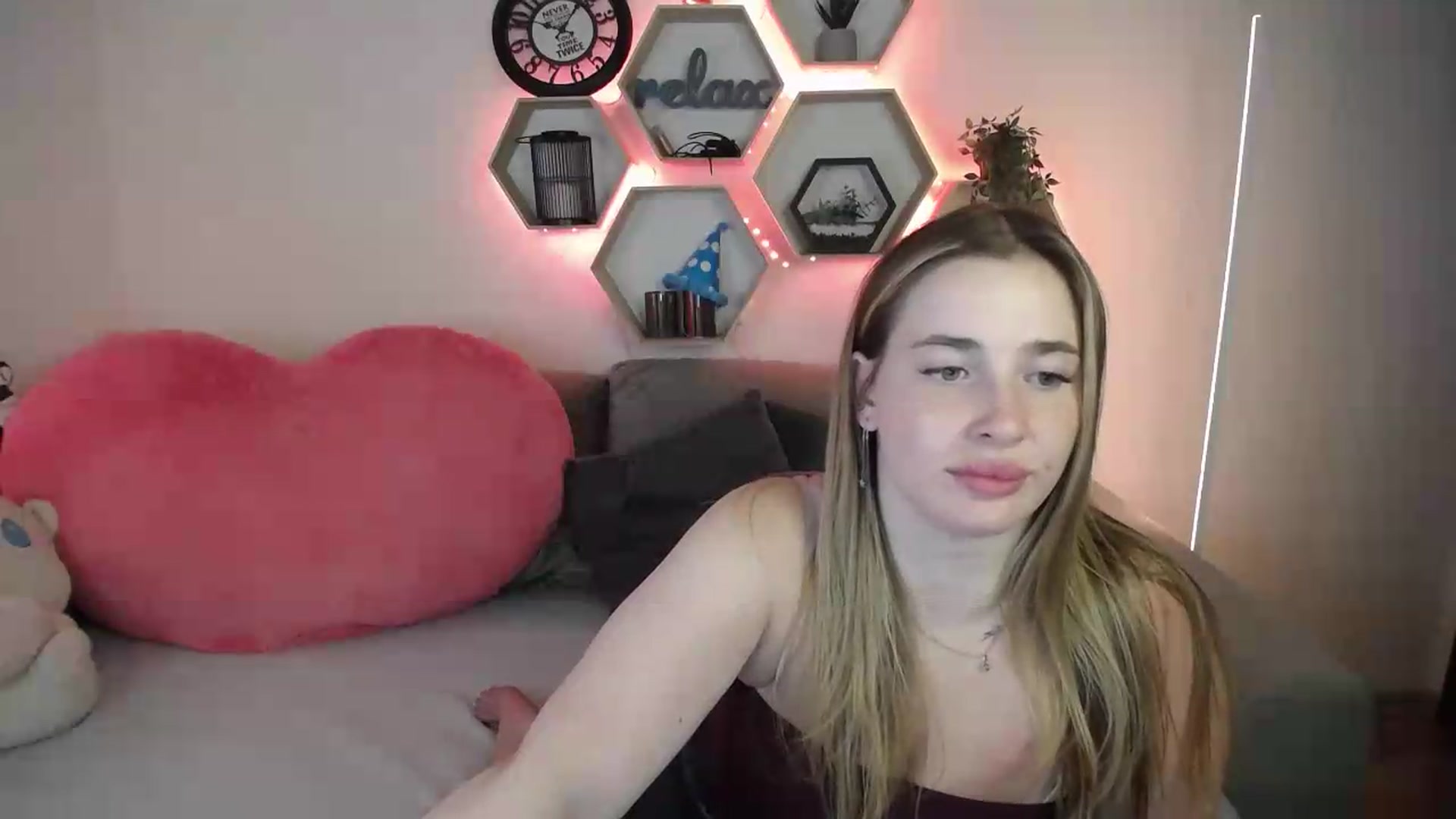 Gallery image thumbnail from SabrinaViolet's myfreecams stream on, 07/15/2026, 13:31 image 10 of 20