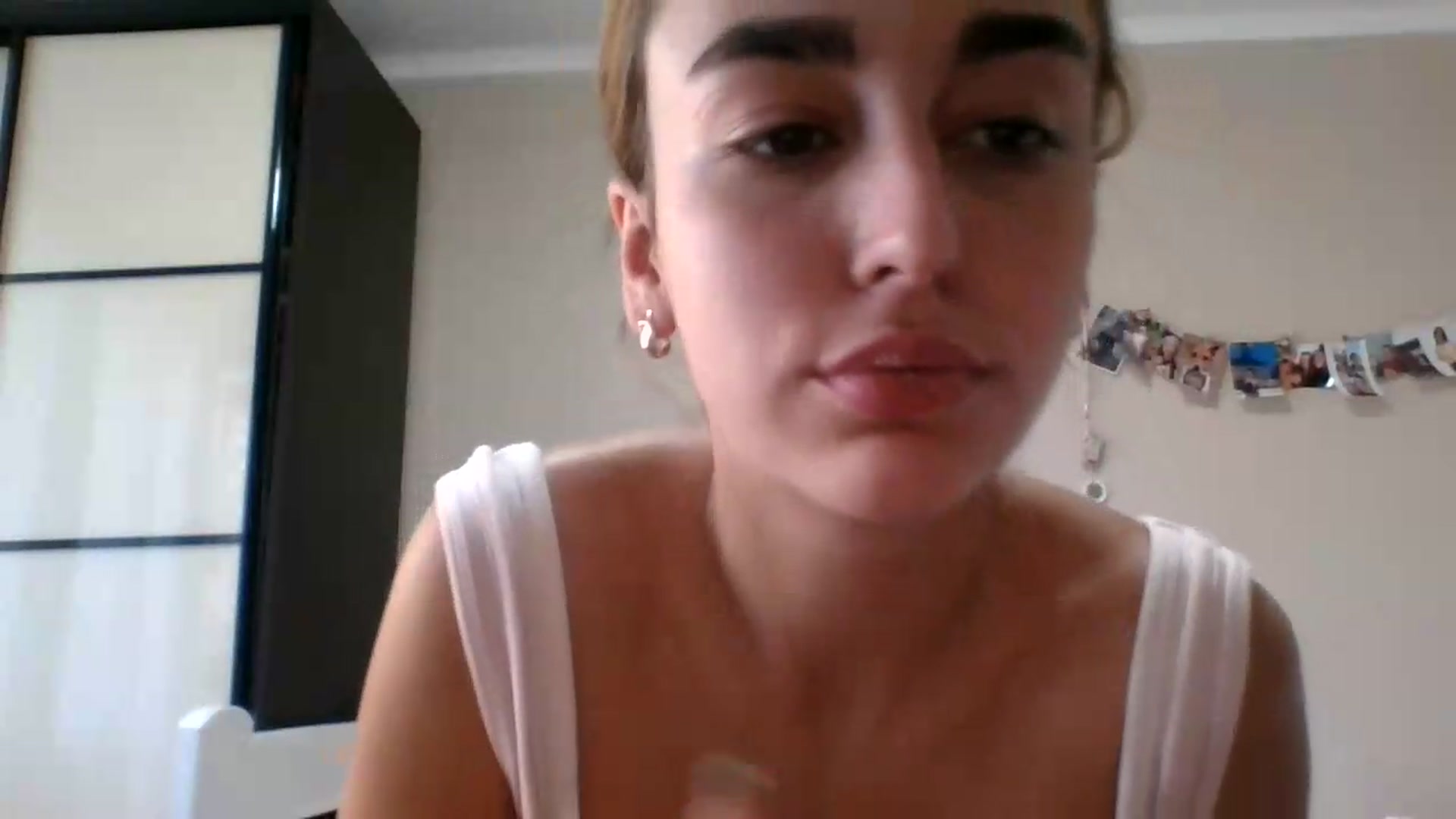 Gallery image thumbnail from SabrinaXx's myfreecams stream on, 08/06/2026, 12:06 image 6 of 20