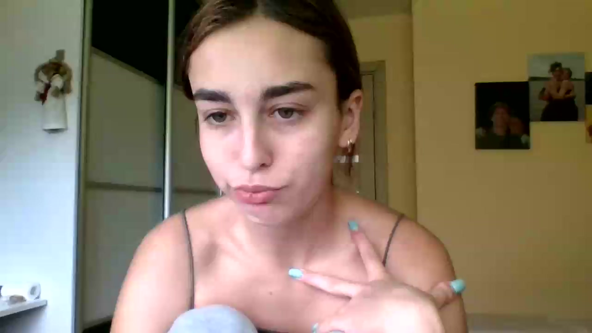 Gallery image thumbnail from SabrinaXx's myfreecams stream on, 08/08/2026, 11:32 image 5 of 20