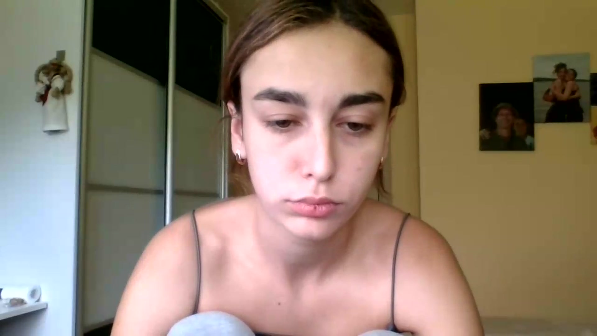 Gallery image thumbnail from SabrinaXx's myfreecams stream on, 08/08/2026, 11:32 image 8 of 20