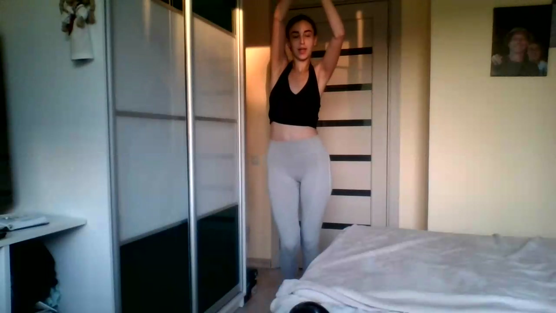 Gallery image thumbnail from SabrinaXx's myfreecams stream on, 08/08/2026, 17:24 image 15 of 20