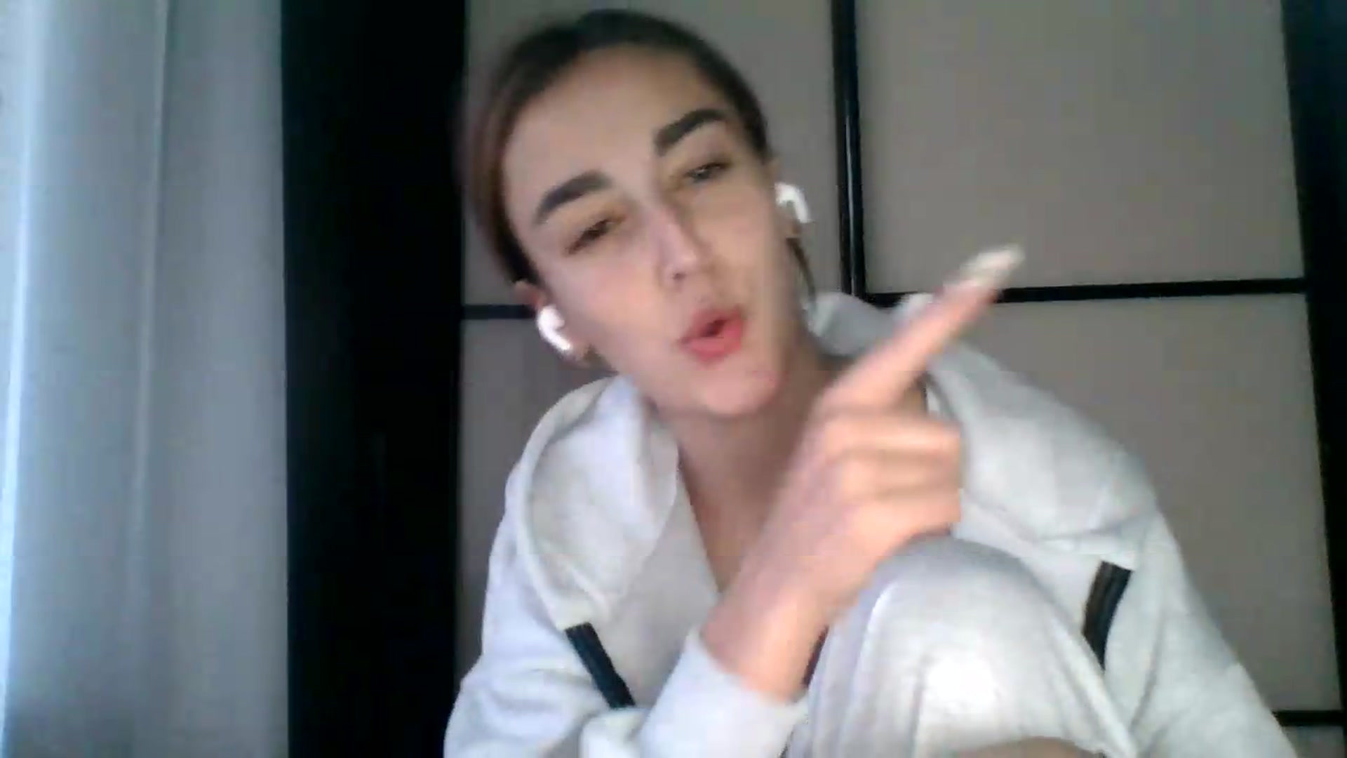 Gallery image thumbnail from SabrinaXx's myfreecams stream on, 08/13/2026, 18:19 image 3 of 20