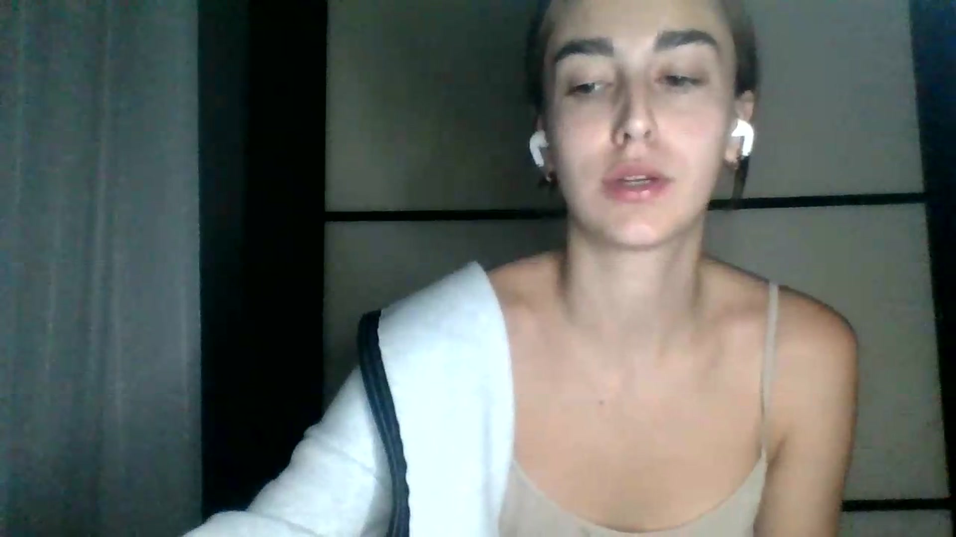 Gallery image thumbnail from SabrinaXx's myfreecams stream on, 08/13/2026, 18:45 image 5 of 20