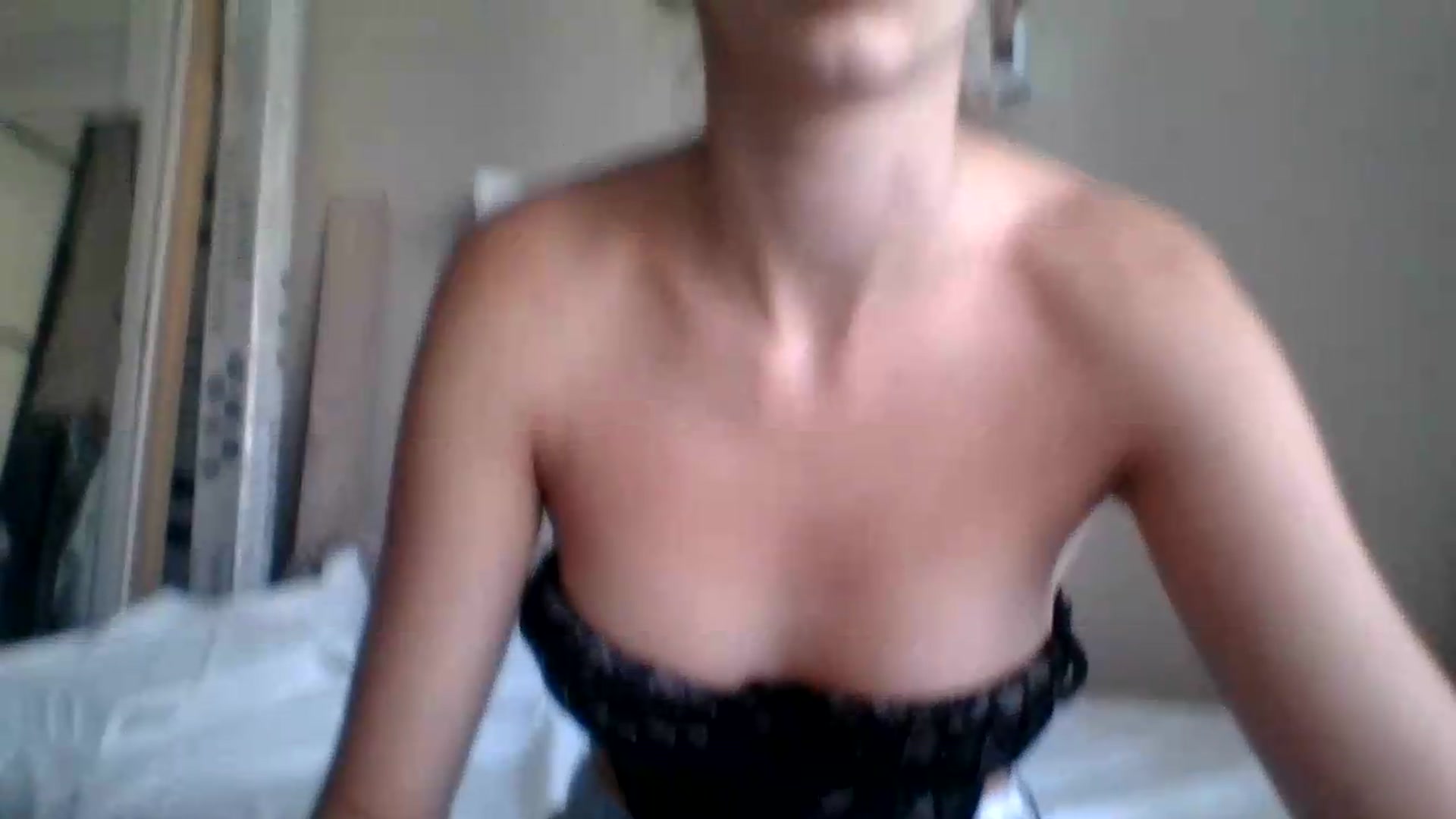 Gallery image thumbnail from SabrinaXx's myfreecams stream on, 08/14/2026, 11:09 image 4 of 20