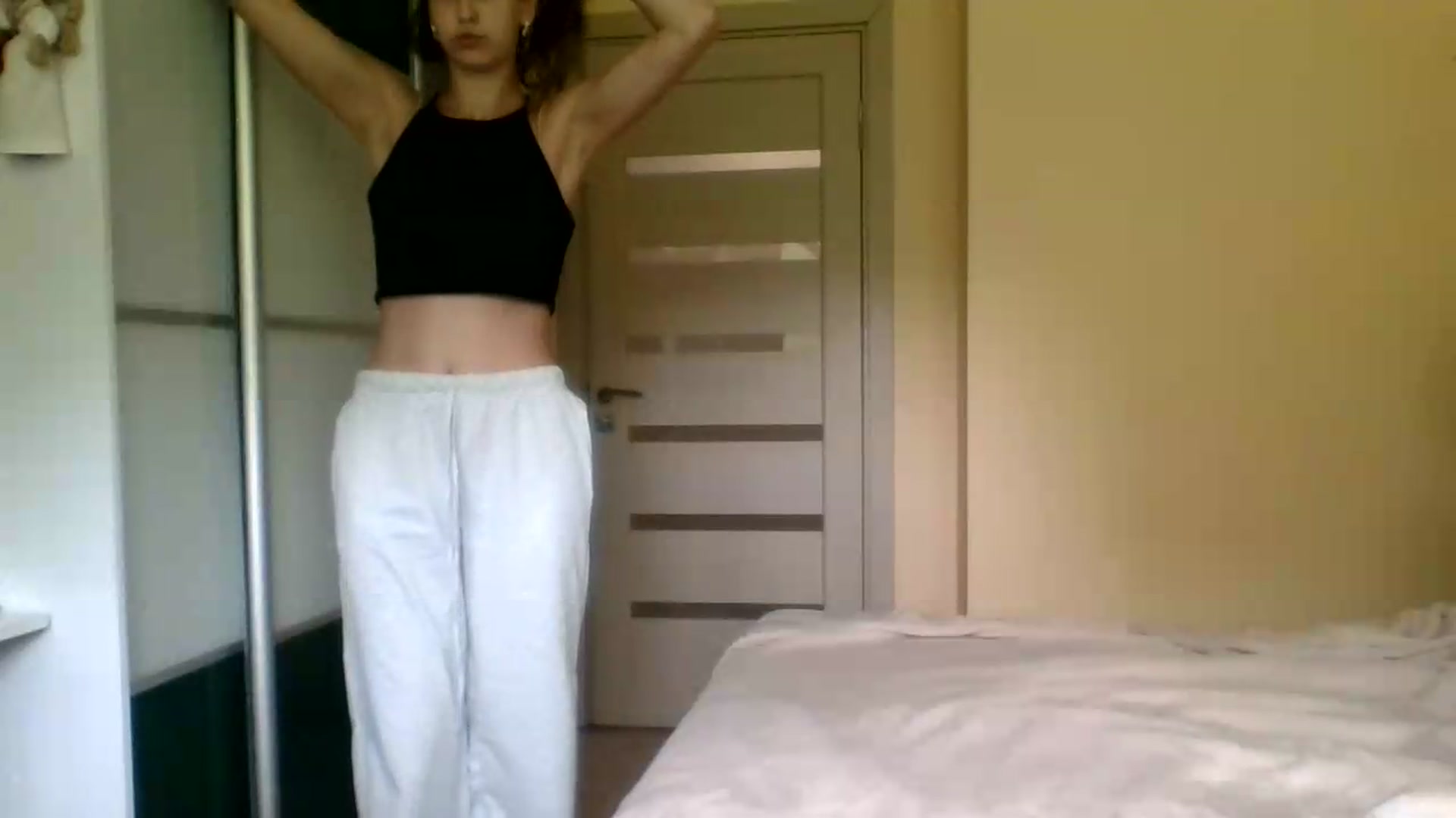 Gallery image thumbnail from SabrinaXx's myfreecams stream on, 08/18/2026, 11:03 image 18 of 20