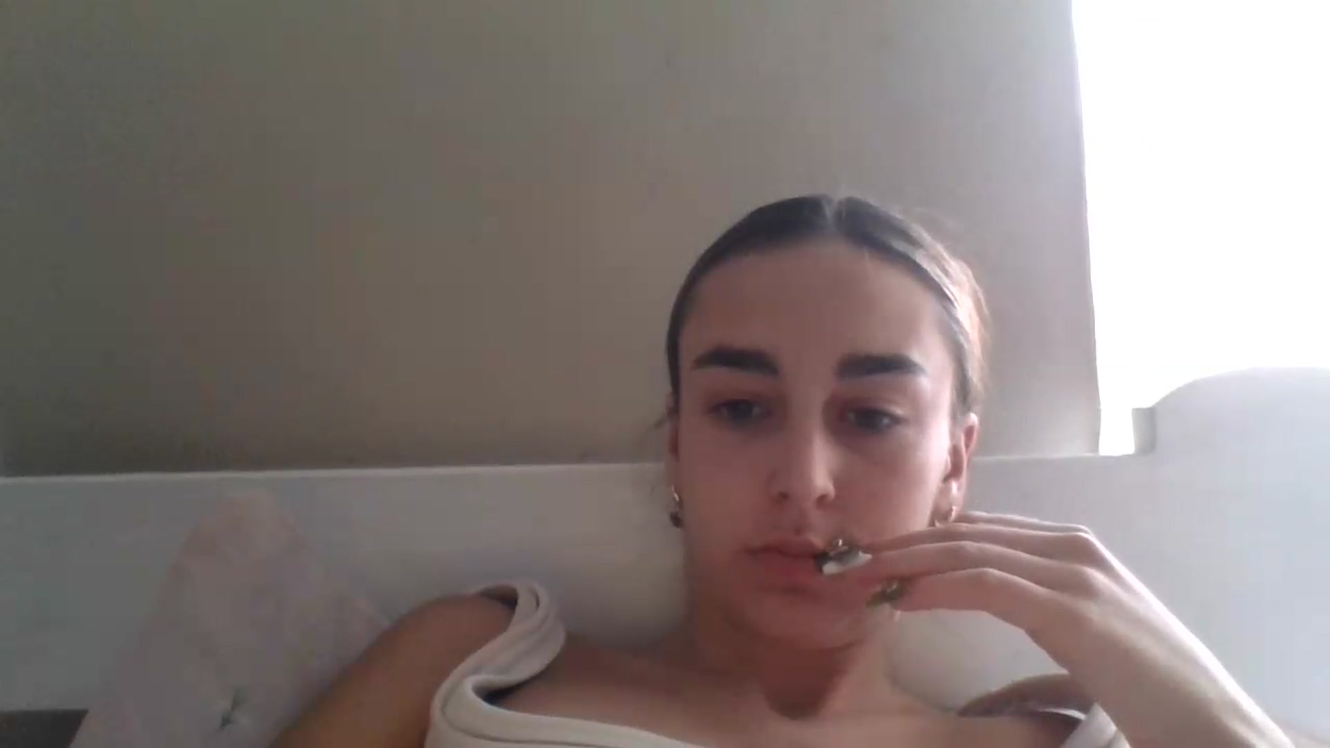 Gallery image thumbnail from SabrinaXx's myfreecams stream on, 08/19/2026, 13:02 image 8 of 20